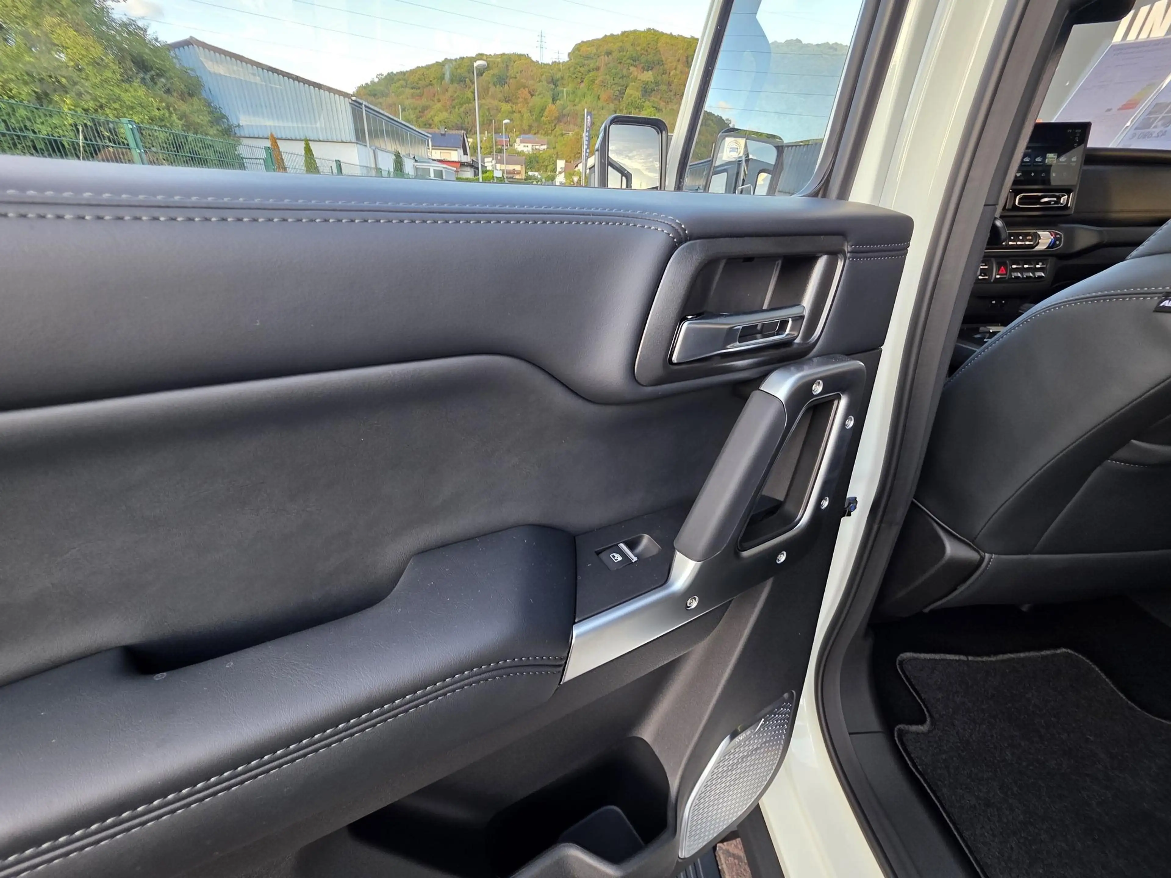 BAW 212 2.0 TDI 4WD AT -VOLLAUSSTATTUNG- bis zu 6 Jahre... — photo 28