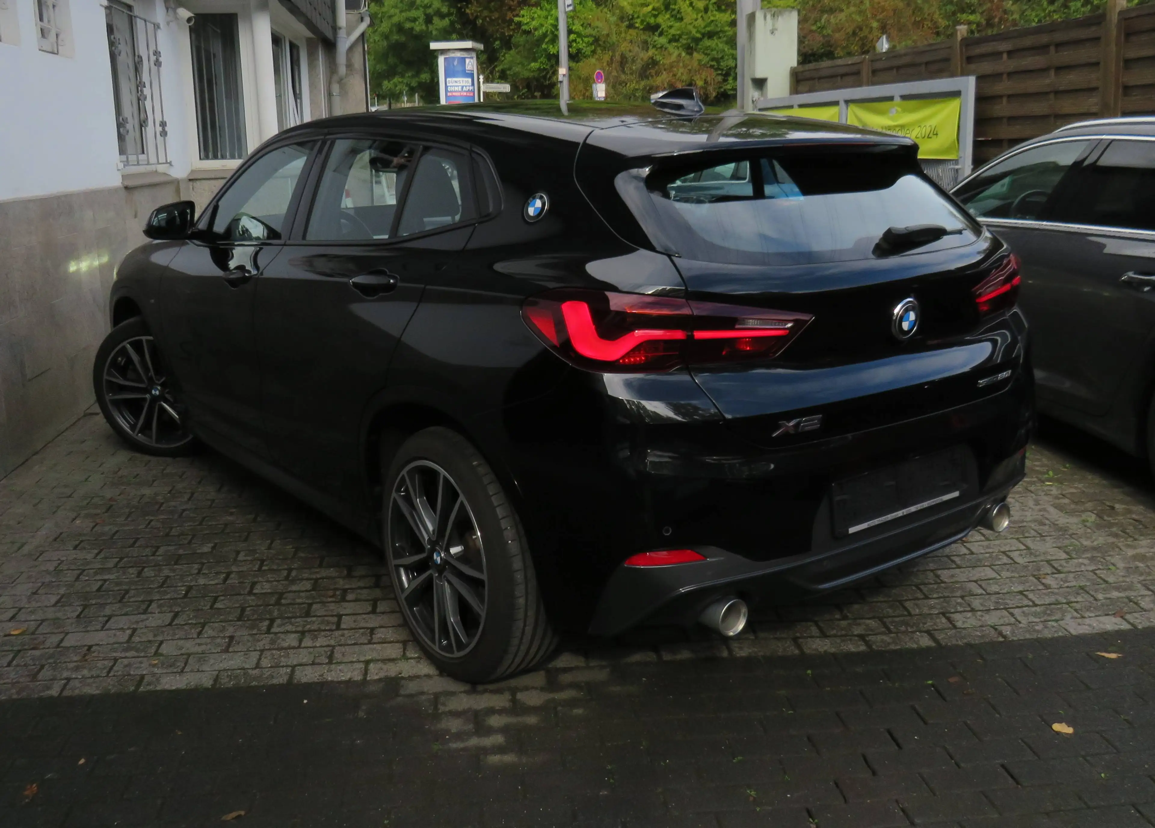 BMW X2 20 i M Sport / Pano, R-Kam, Top — photo 2
