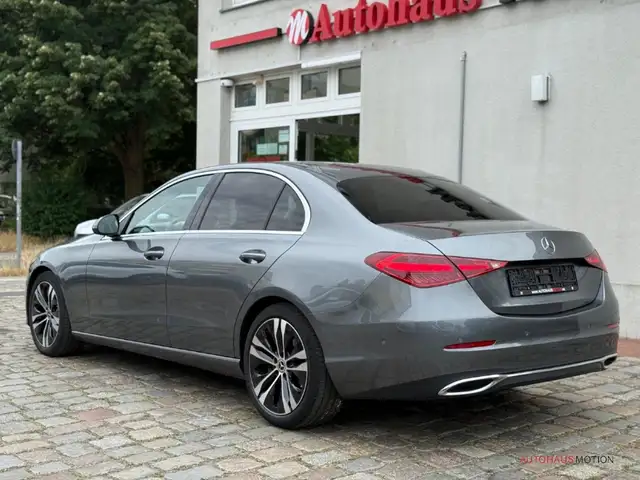 Mercedes-Benz C-Class view 6