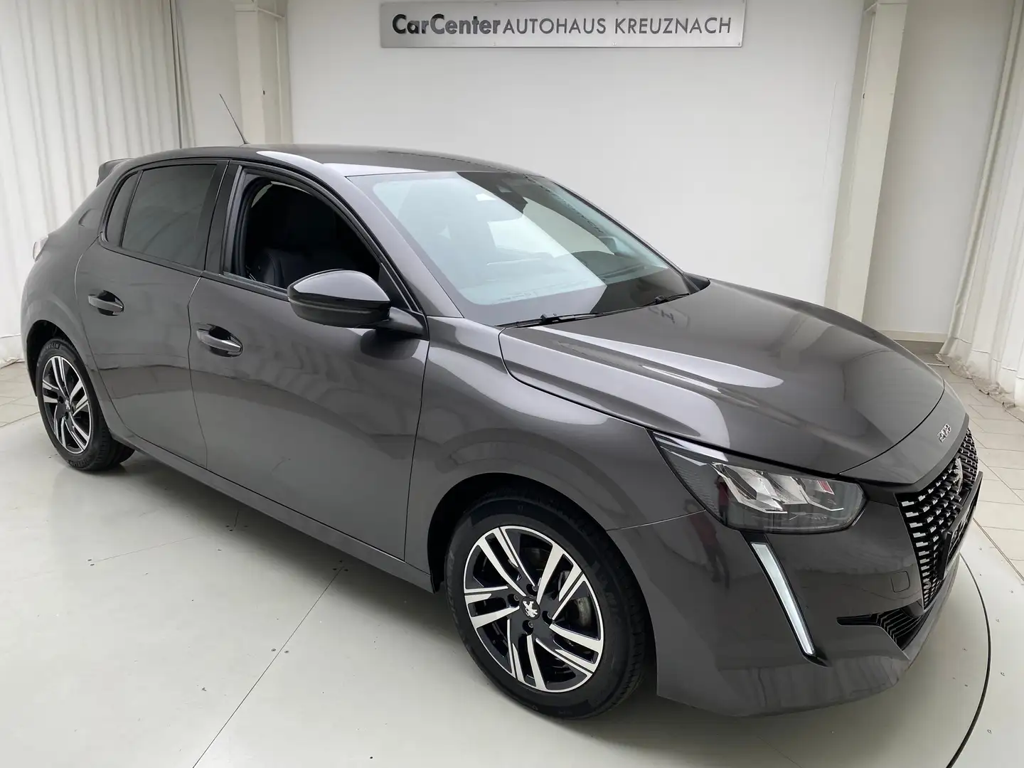 Peugeot 208 Allure Pack 1.2 Automatik Grau - 1