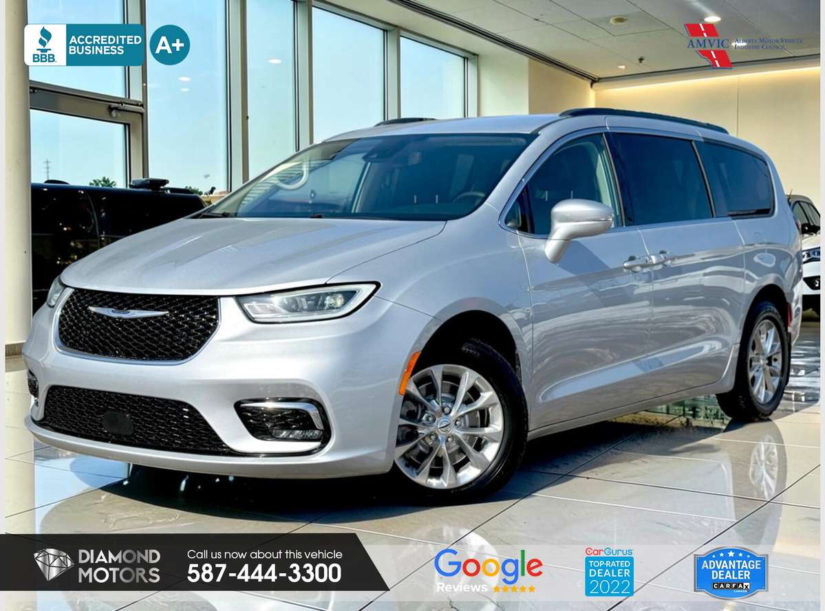 2022 Chrysler Pacifica Touring AWD