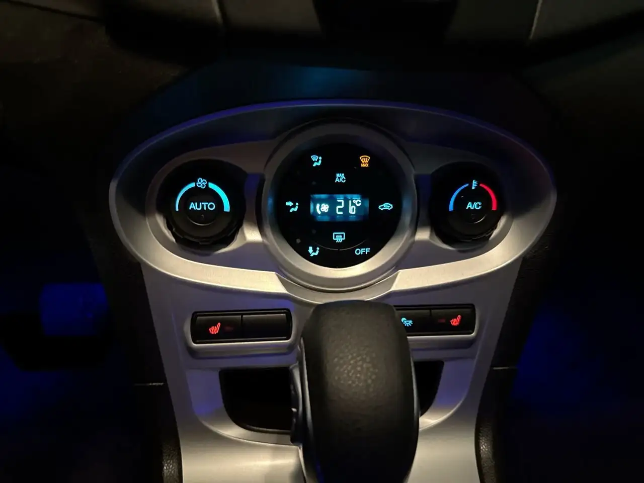 Ford Fiesta снимка Ford Fiesta