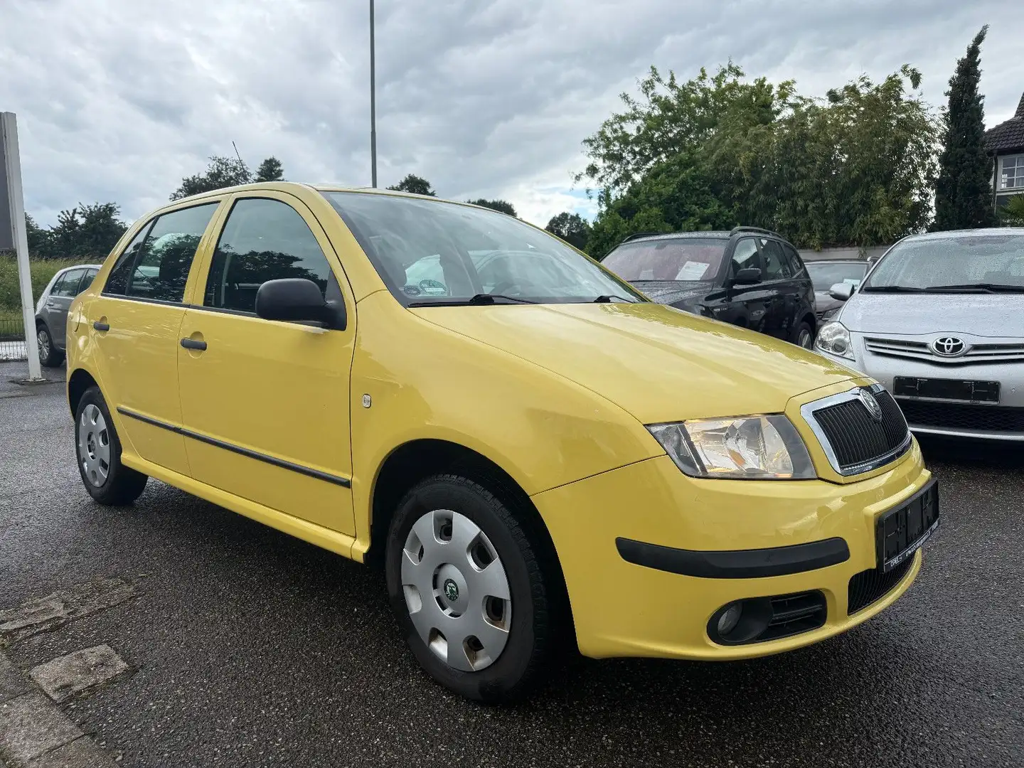Skoda Fabia Classic Klima Tüv Neu 55PS Gelb - 1