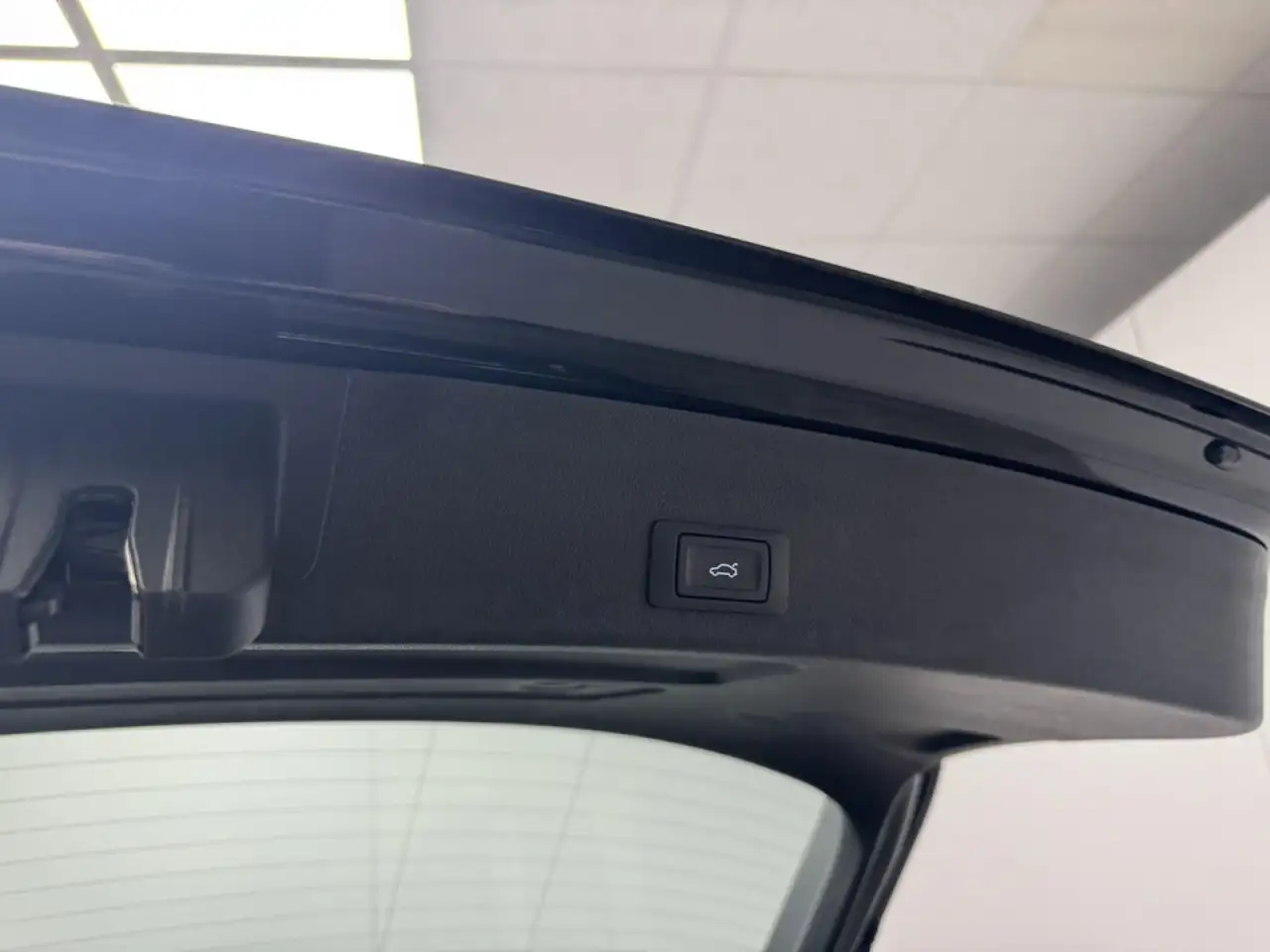 Audi A6 Avant 40 TDI sport AHK + Pano Klima Navi 10