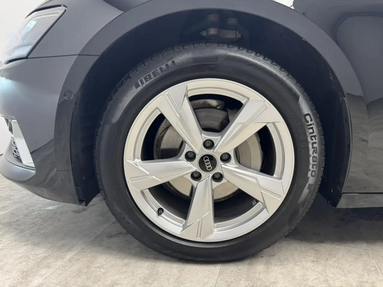 Audi A6 Avant 40 TDI sport AHK + Pano Klima Navi 12