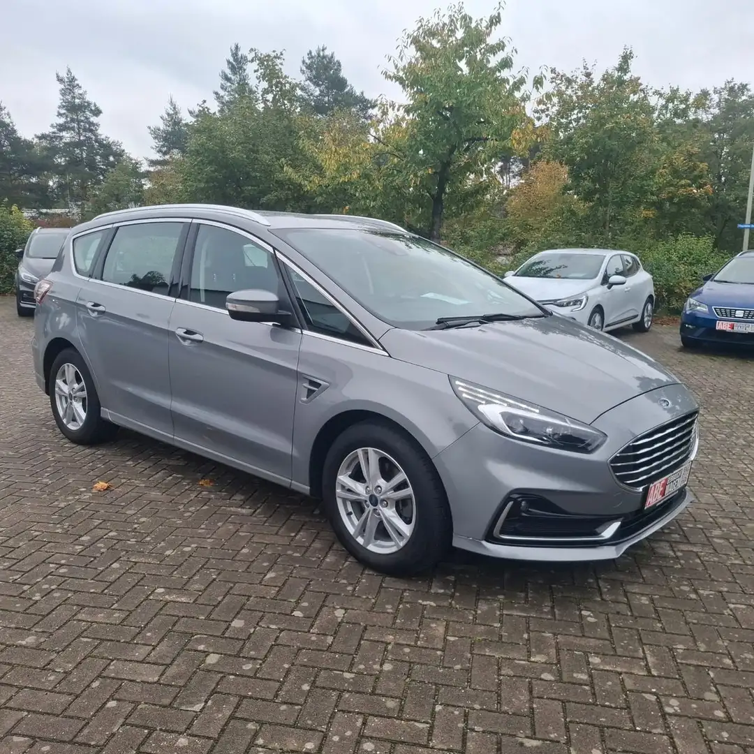 Ford S-Max Titanium 7 Sitzer Kamera LED Winterpaket Silber - 1
