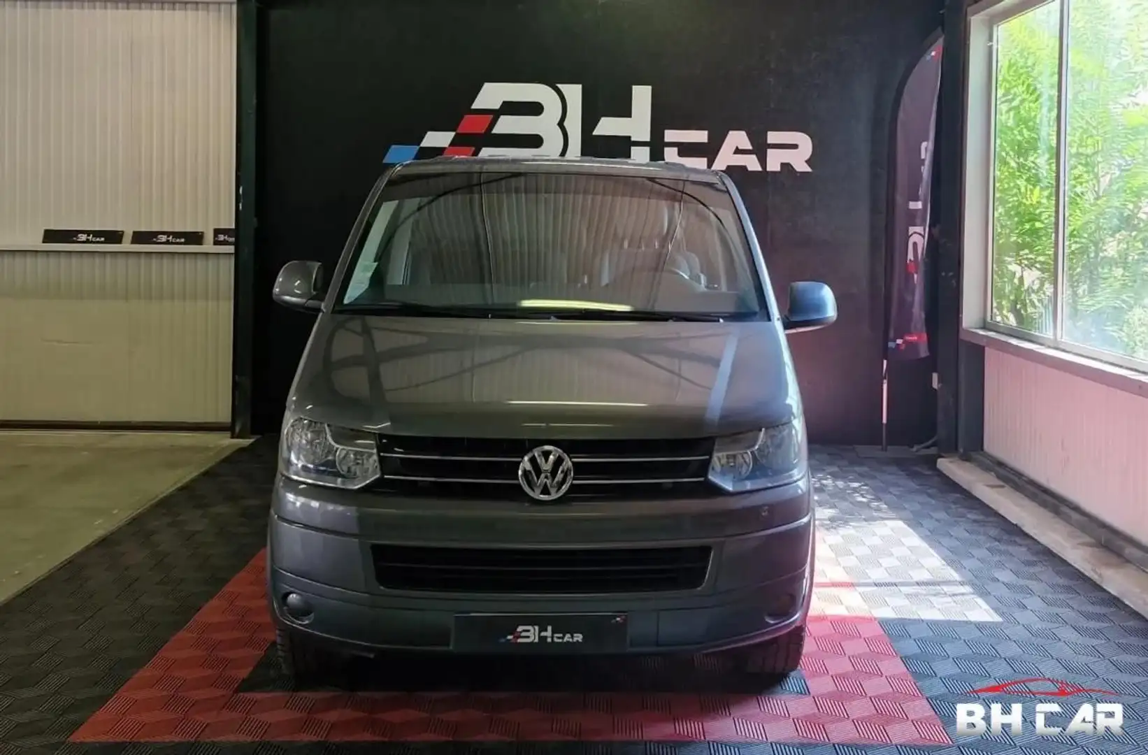 Volkswagen 2.0 TDI 140 BlueMotion 9 Places Серый - 2