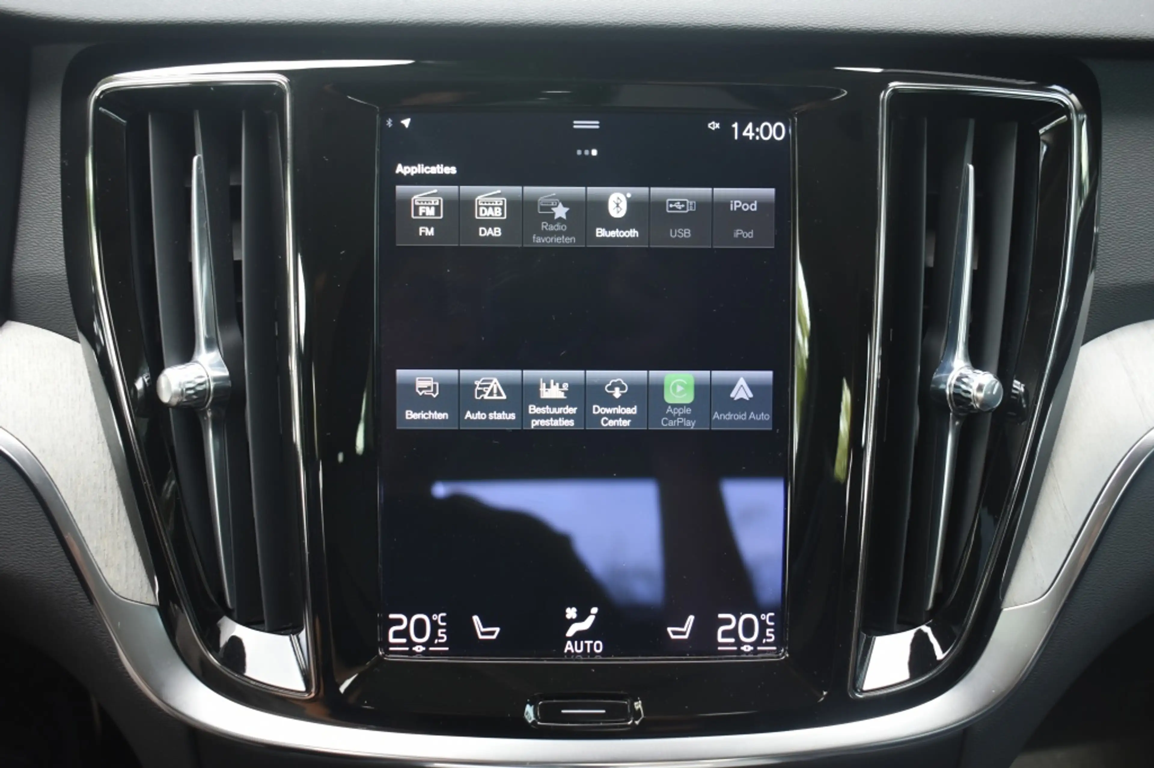 Volvo S60 B4 197pk Plus Dark | Power Seats | Leder | 19'' | — photo 41