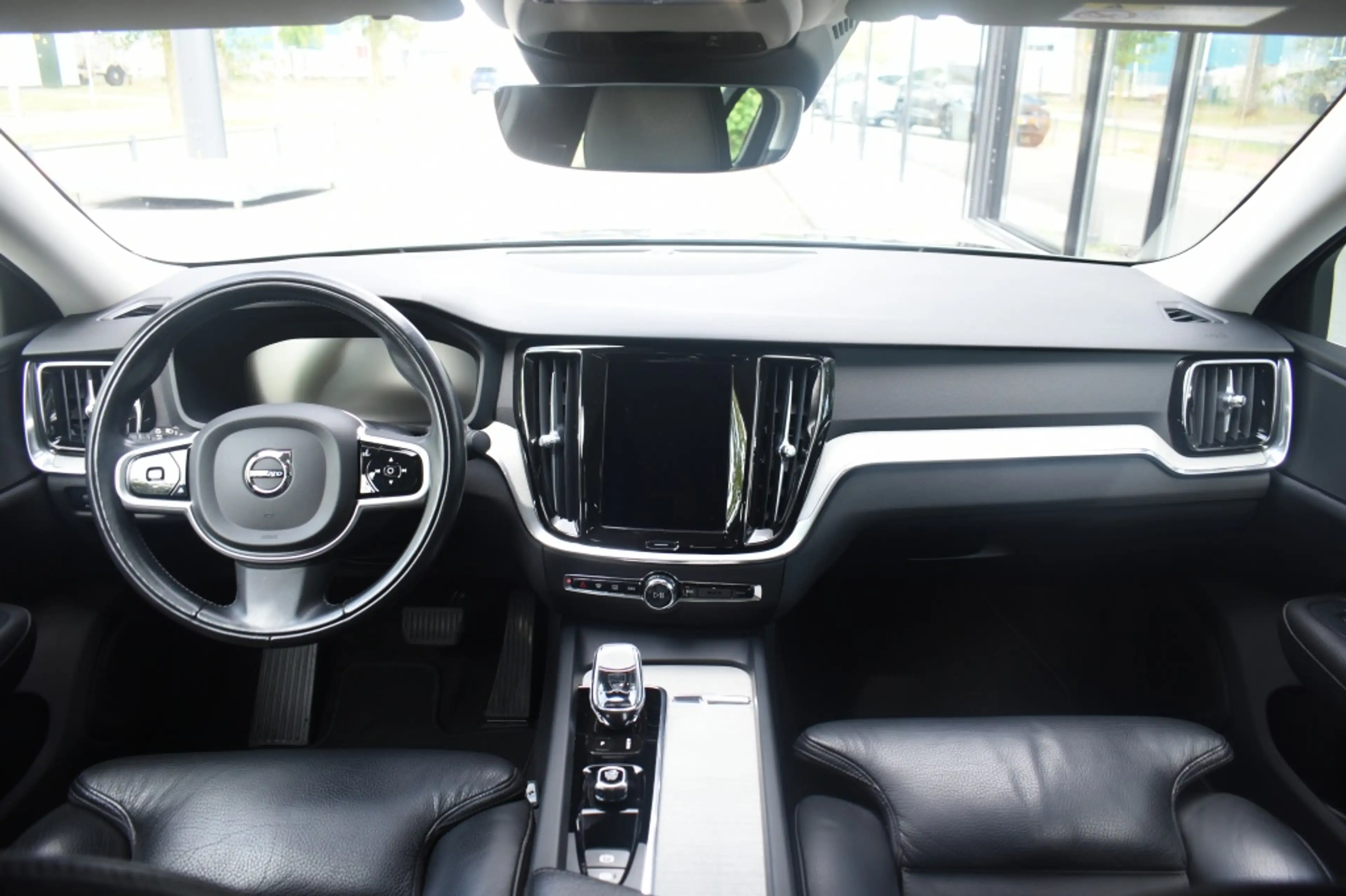 Volvo S60 B4 197pk Plus Dark | Power Seats | Leder | 19'' | — photo 27
