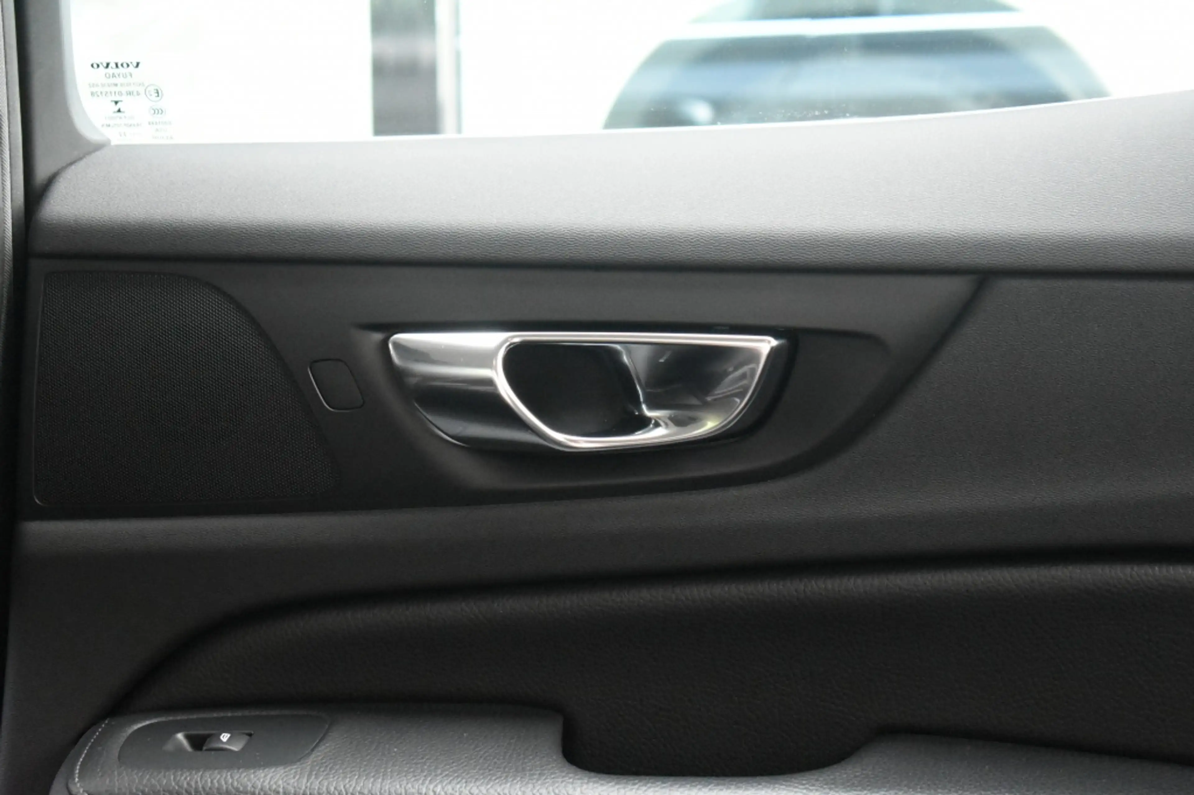 Volvo S60 B4 197pk Plus Dark | Power Seats | Leder | 19'' | — photo 26
