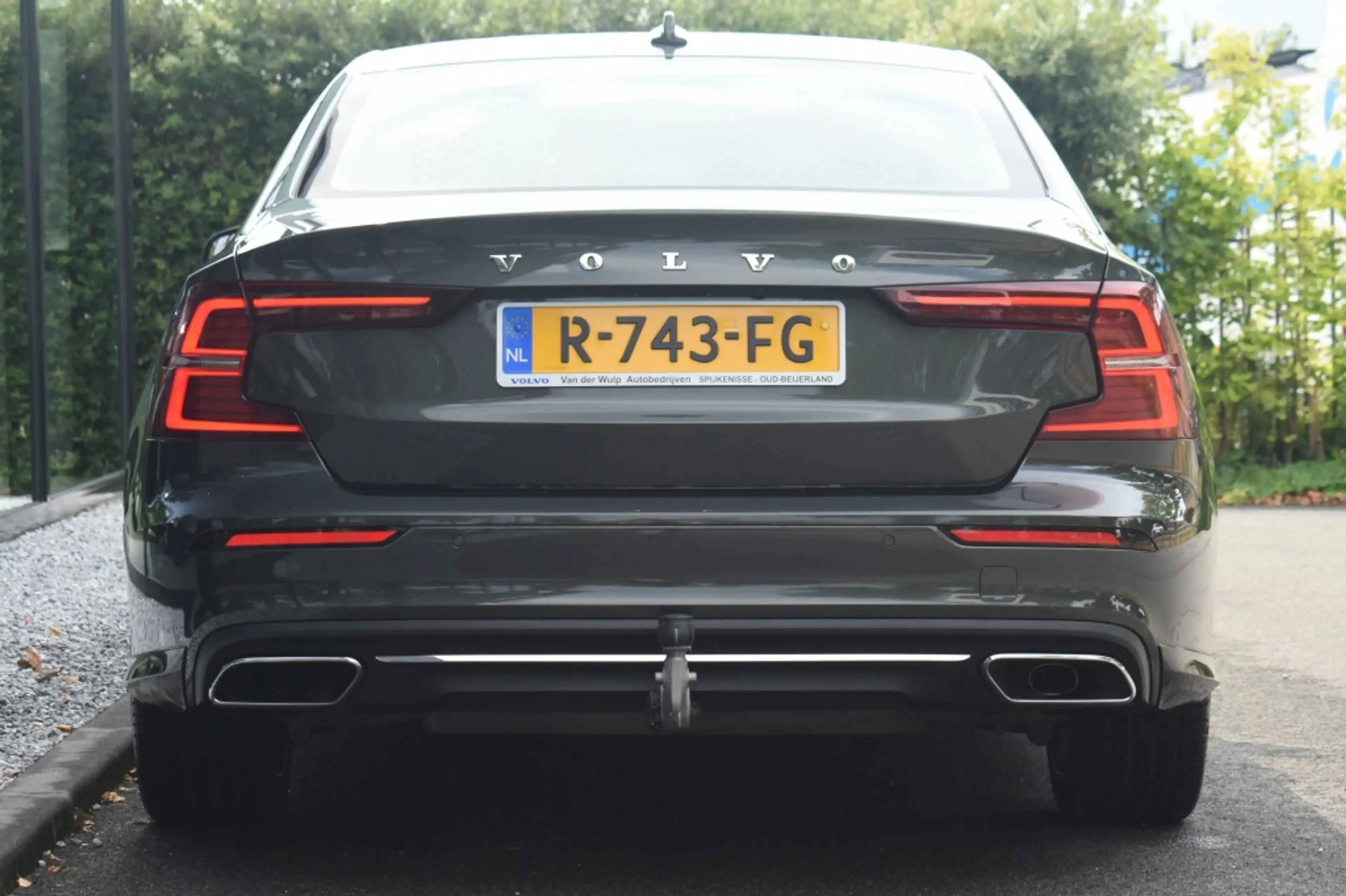 Volvo S60 B4 197pk Plus Dark | Power Seats | Leder | 19'' | — photo 6