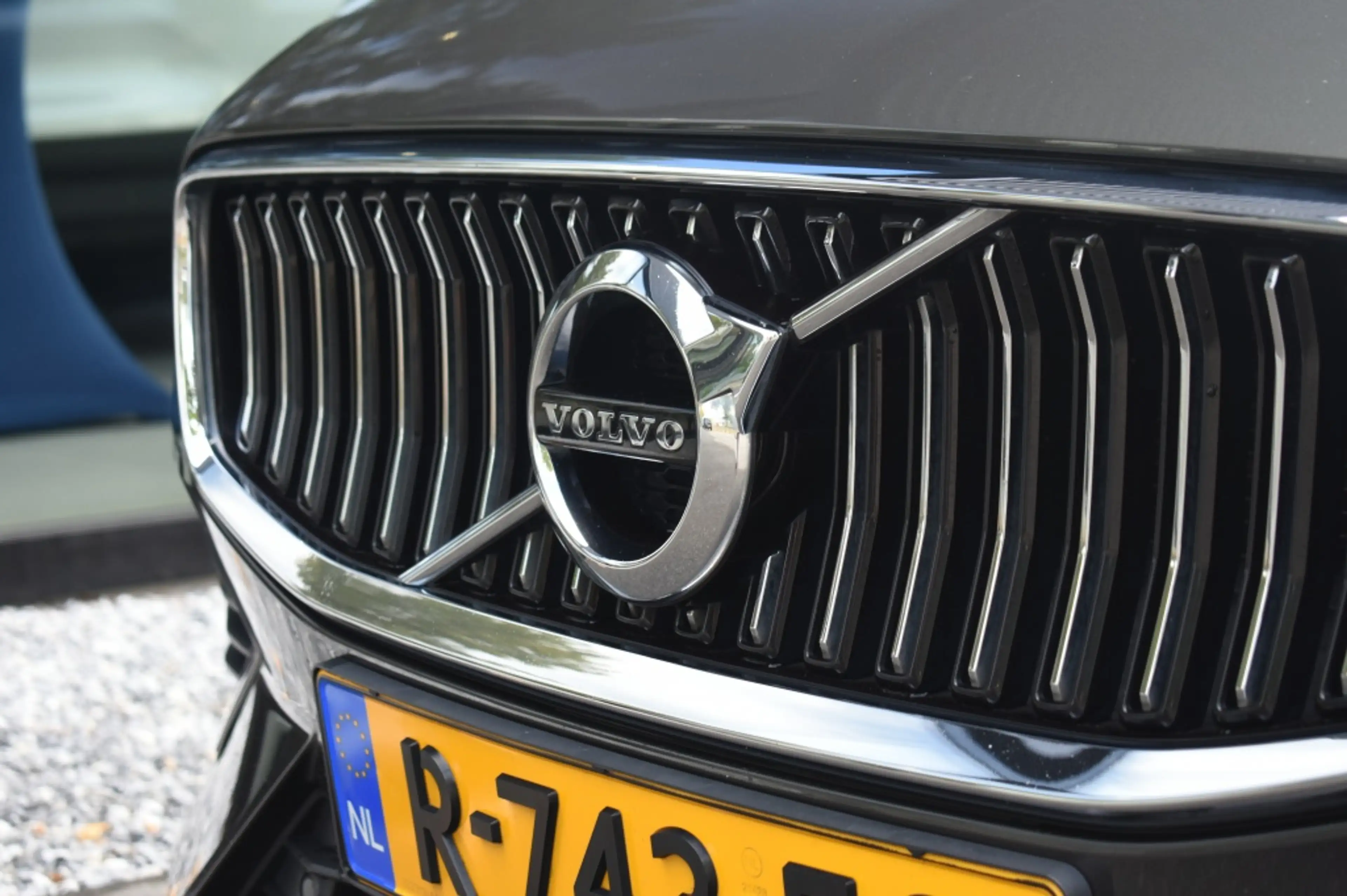 Volvo S60 B4 197pk Plus Dark | Power Seats | Leder | 19'' | — photo 9