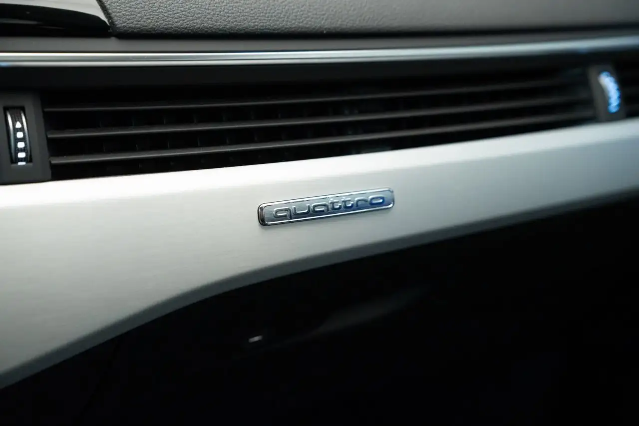 Audi A4 снимка Audi A4