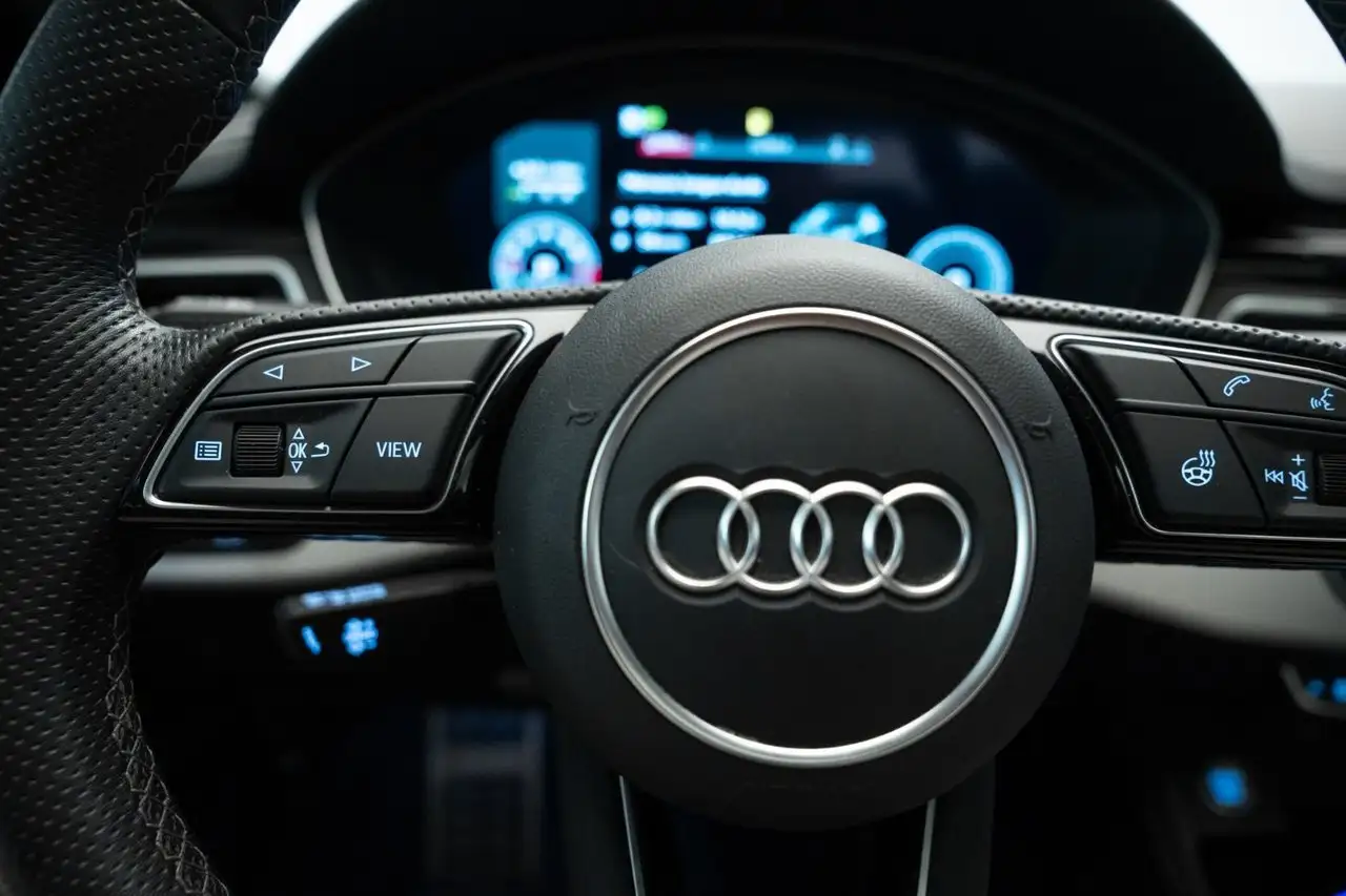Audi A4 снимка Audi A4