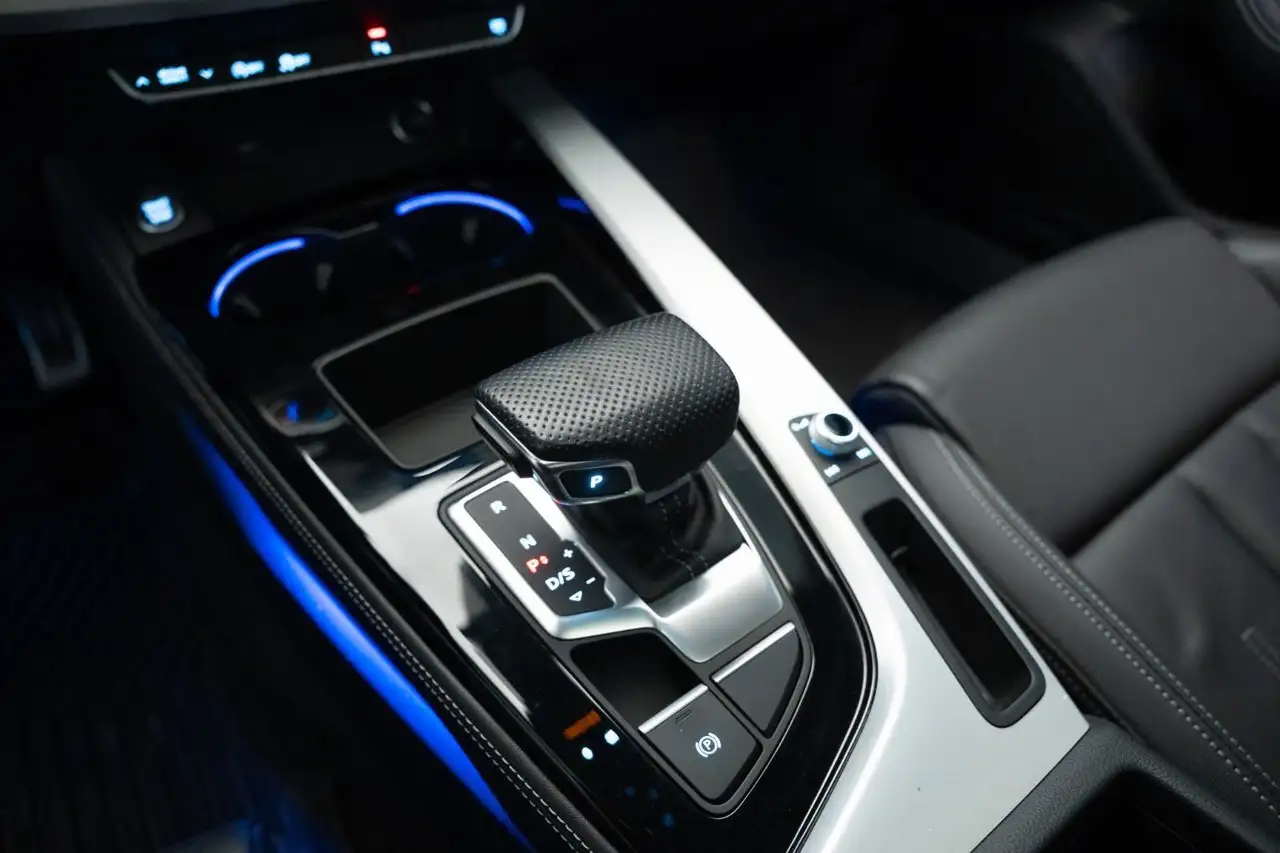 Audi A4 снимка Audi A4