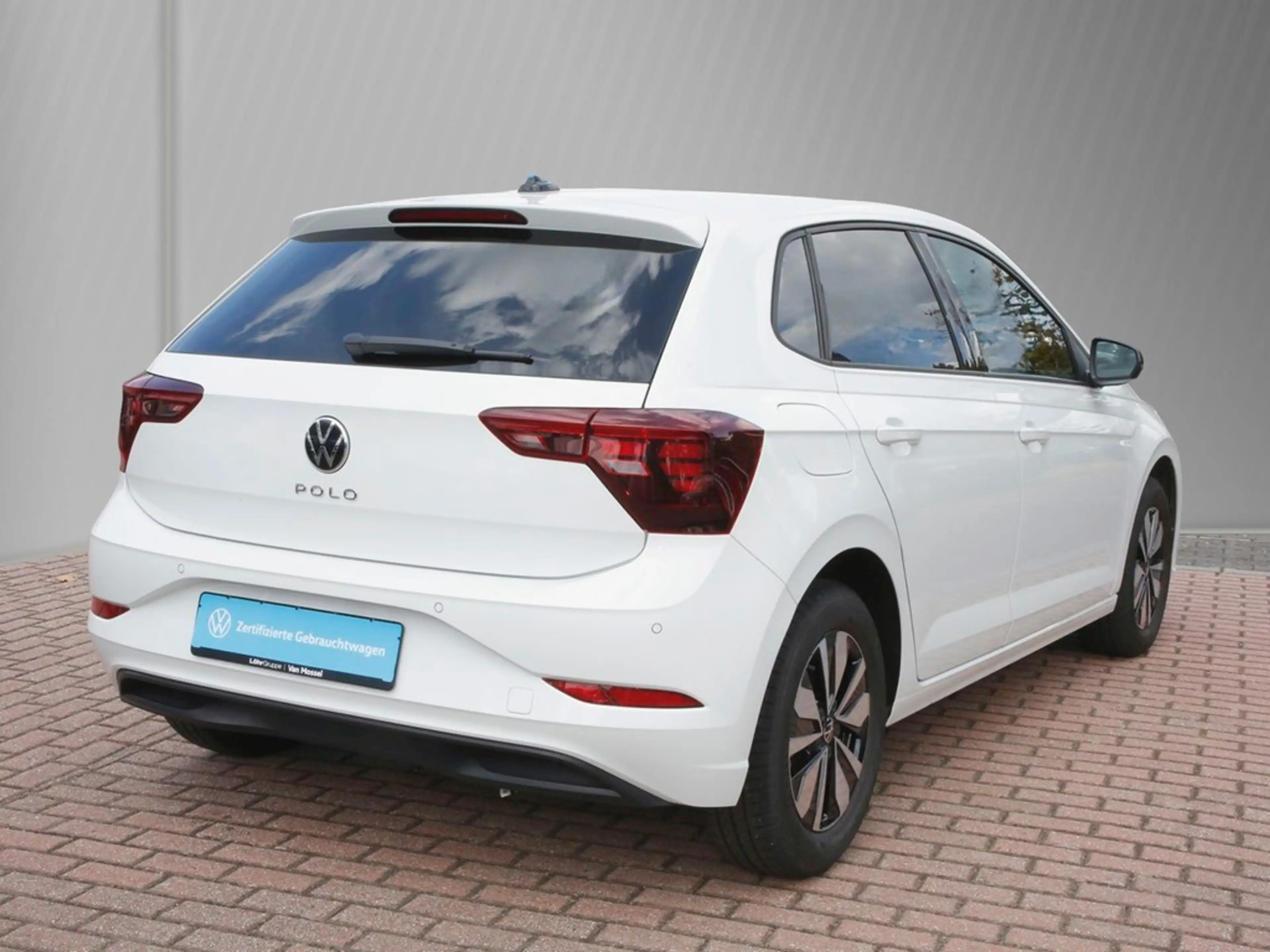 Volkswagen Polo VI 1.0 TSI DSG Goal 15" ACC AHK Navi WE Connect — photo 4