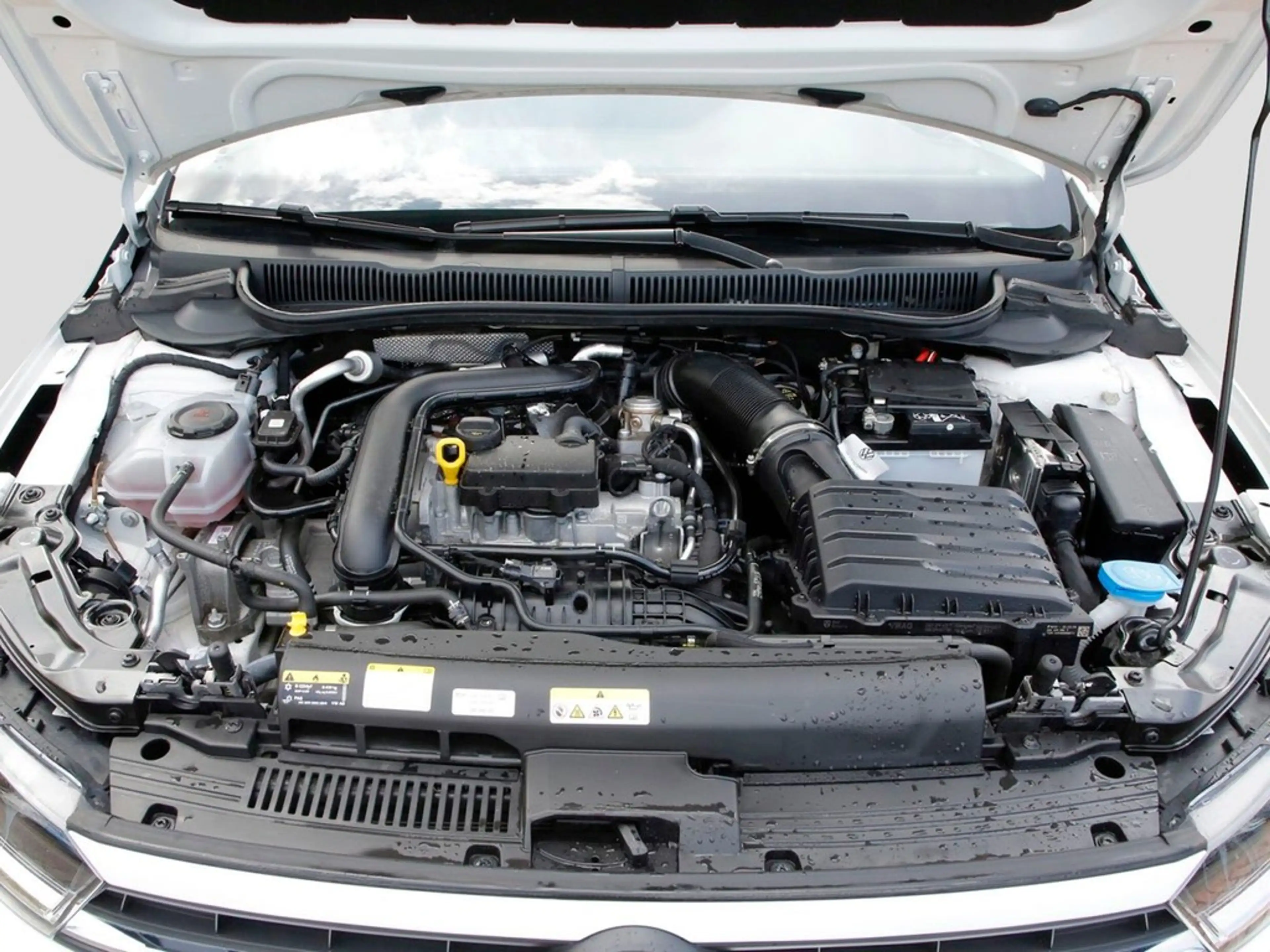 Volkswagen Polo VI 1.0 TSI DSG Goal 15" ACC AHK Navi WE Connect — photo 7