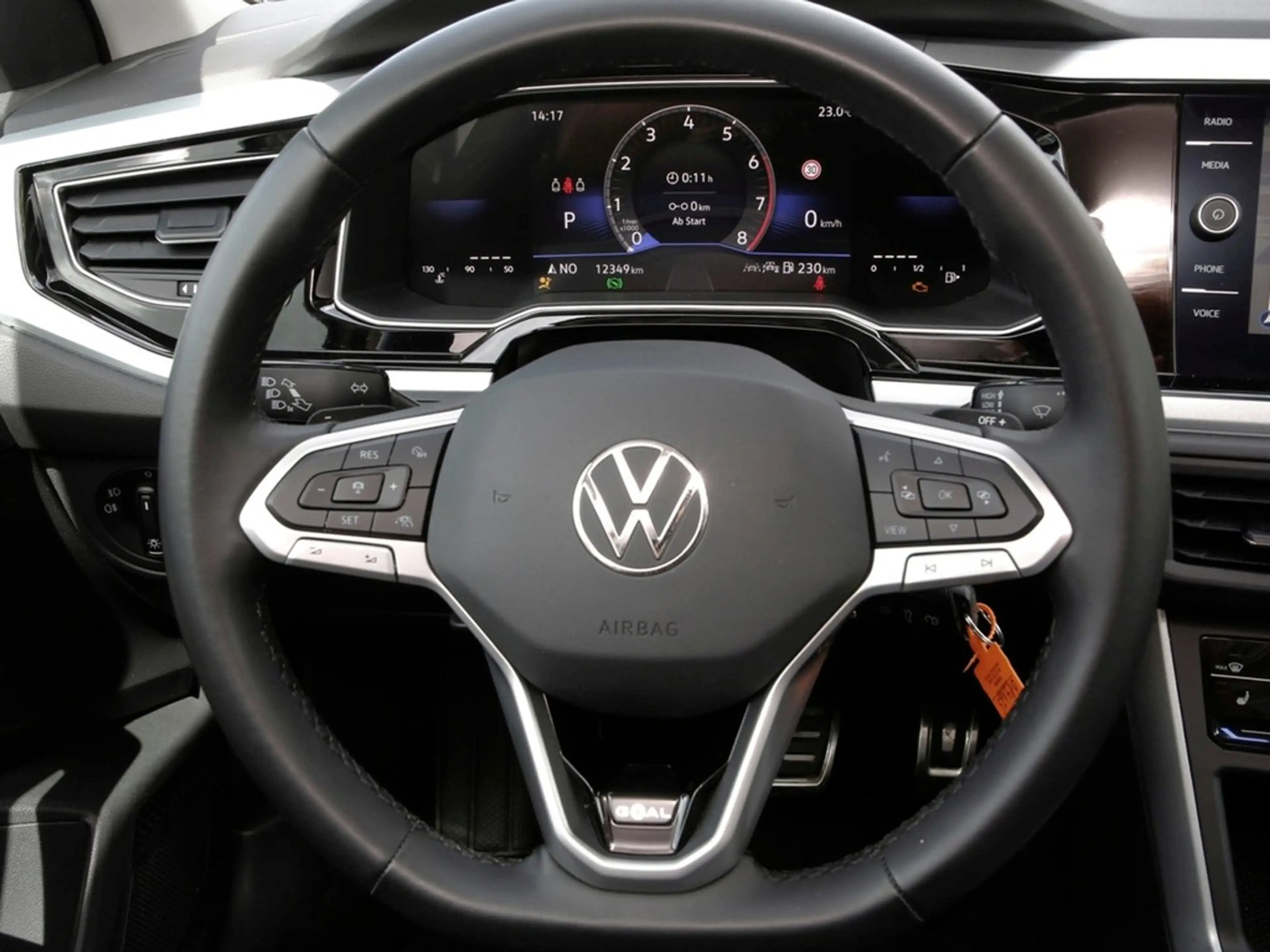 Volkswagen Polo VI 1.0 TSI DSG Goal 15" ACC AHK Navi WE Connect — photo 16