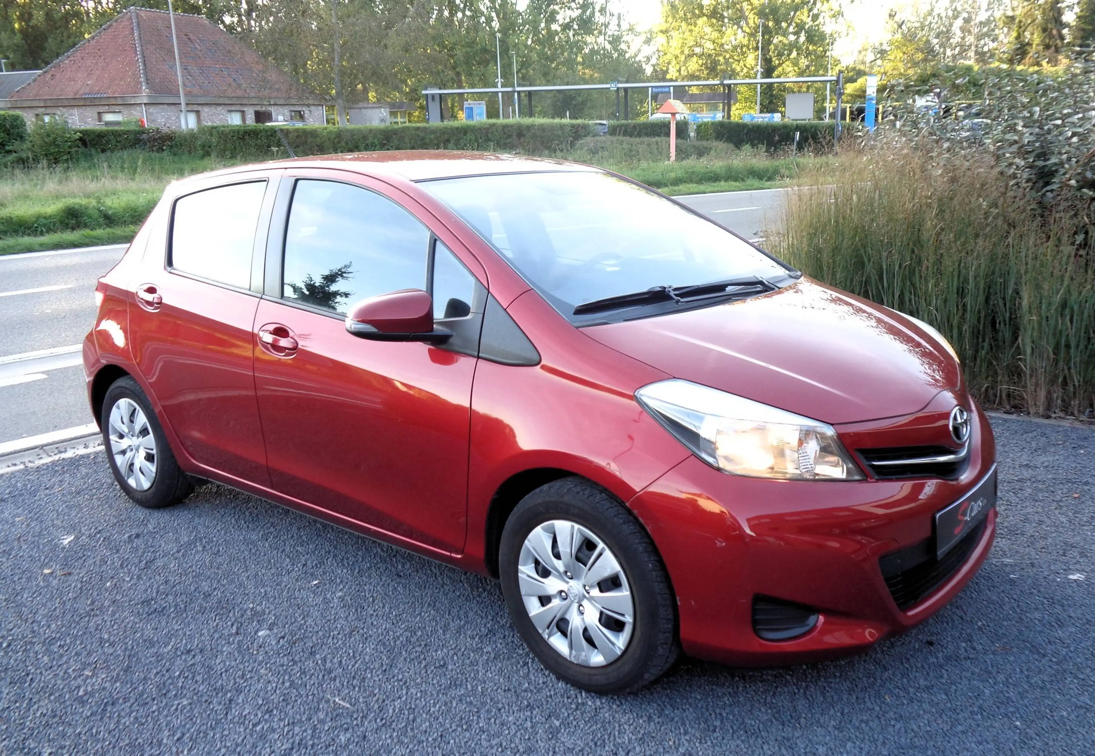 Toyota Yaris Yaris 1.3i // 9500KM // Camera //Airco // Garantie — photo 7