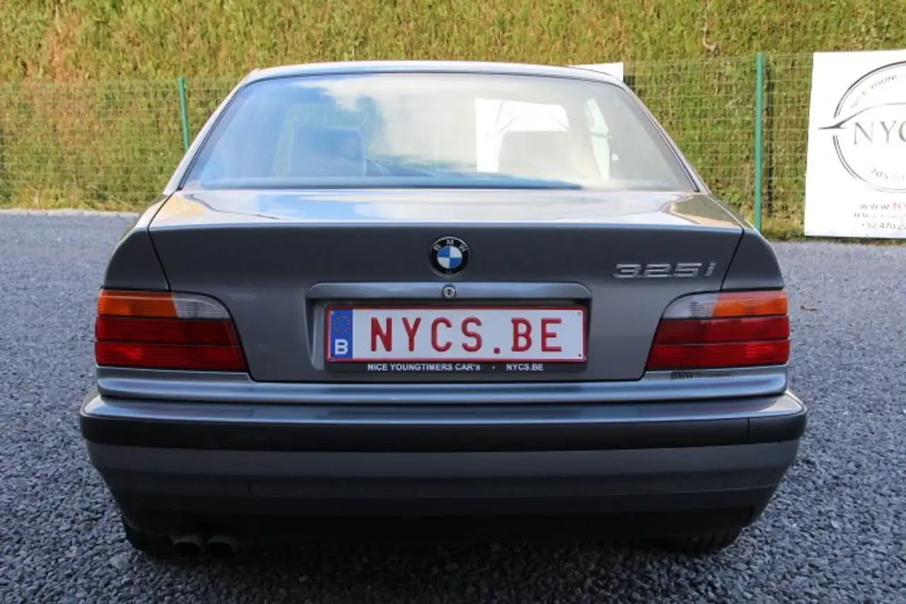 BMW 325i Coupé E36, foto 6
