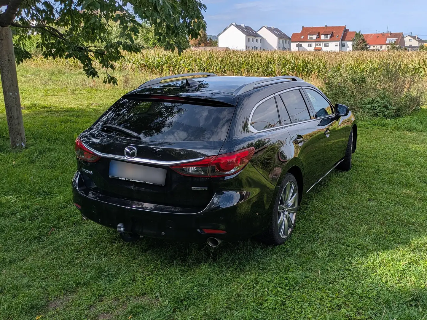 Mazda 6 2.0 Kombi SKYACTIV-G 165 Sports-Line Automatik Schwarz - 2