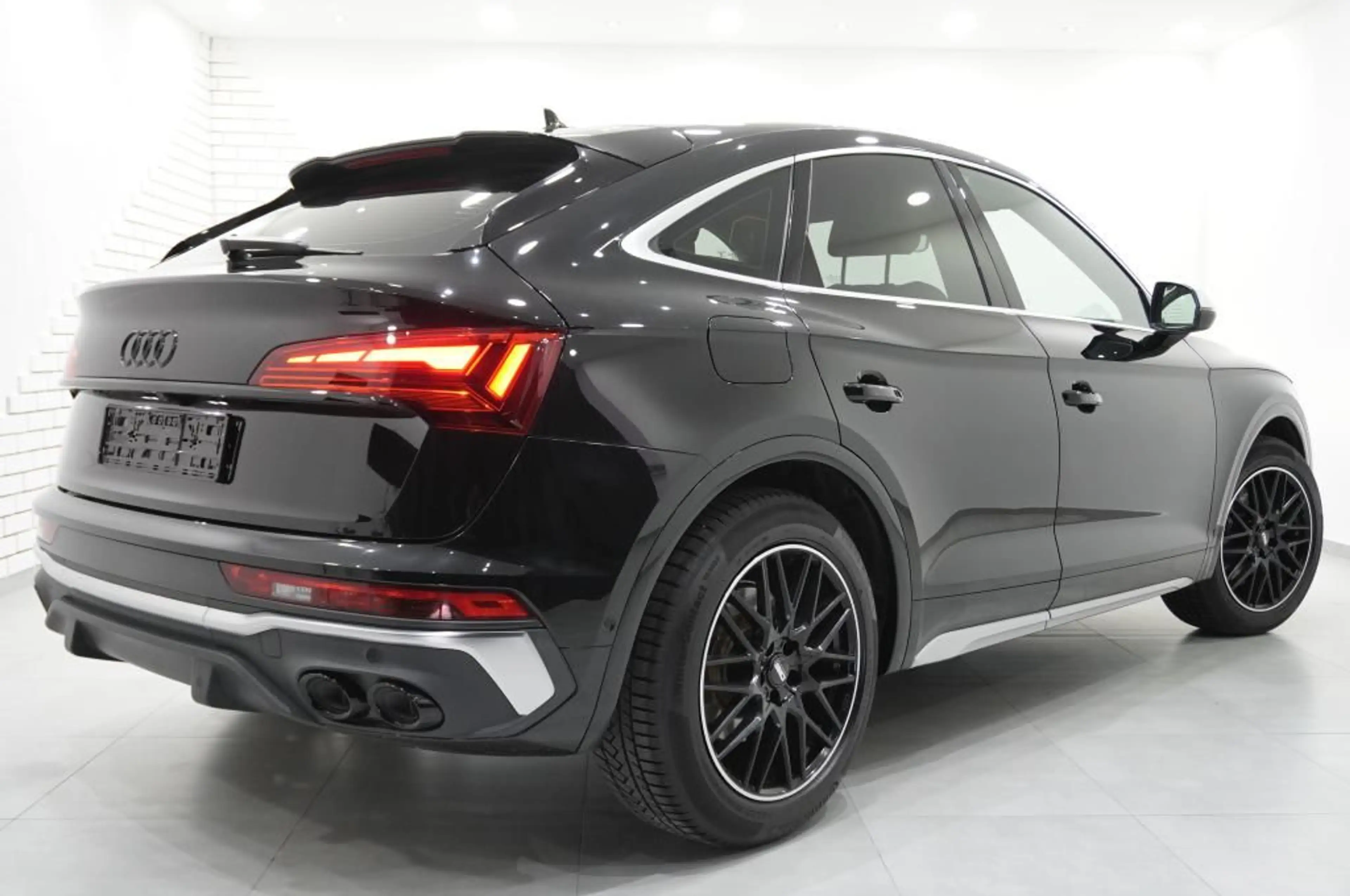 Audi SQ5 Sportback quattro 3.0 TDi Virtual/AHK/B&O/Ka — photo 4