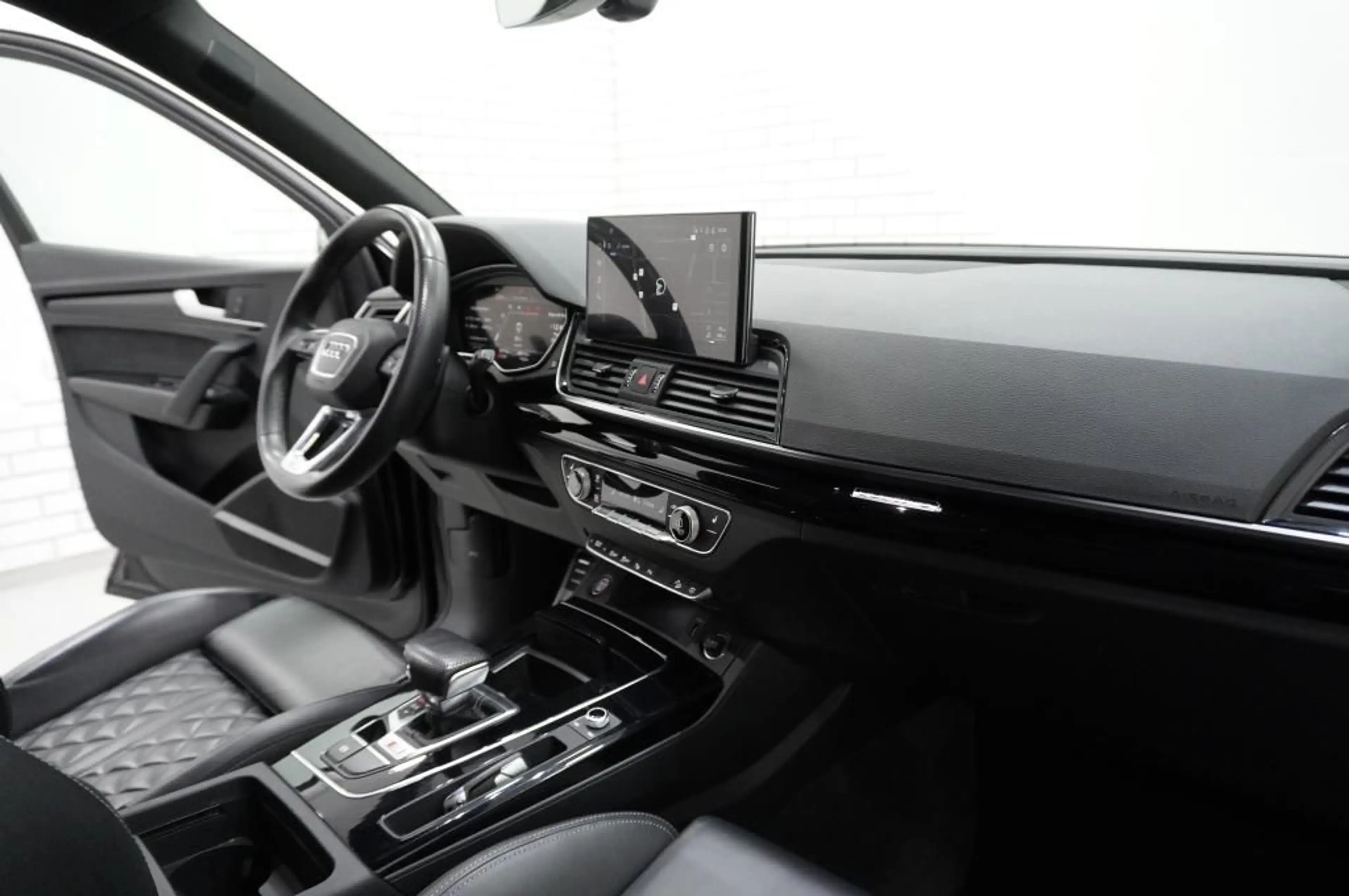 Audi SQ5 Sportback quattro 3.0 TDi Virtual/AHK/B&O/Ka — photo 6