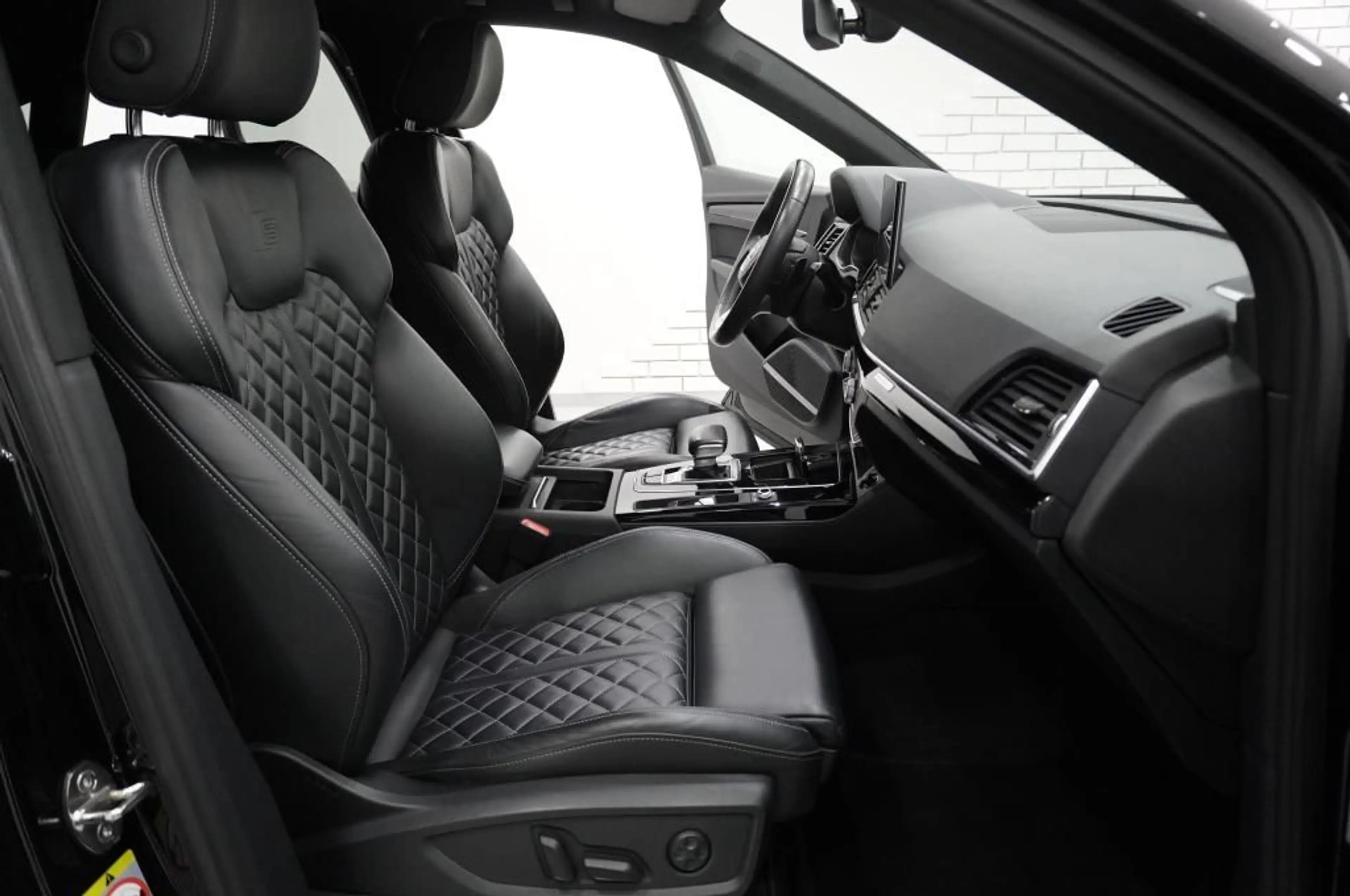 Audi SQ5 Sportback quattro 3.0 TDi Virtual/AHK/B&O/Ka — photo 5