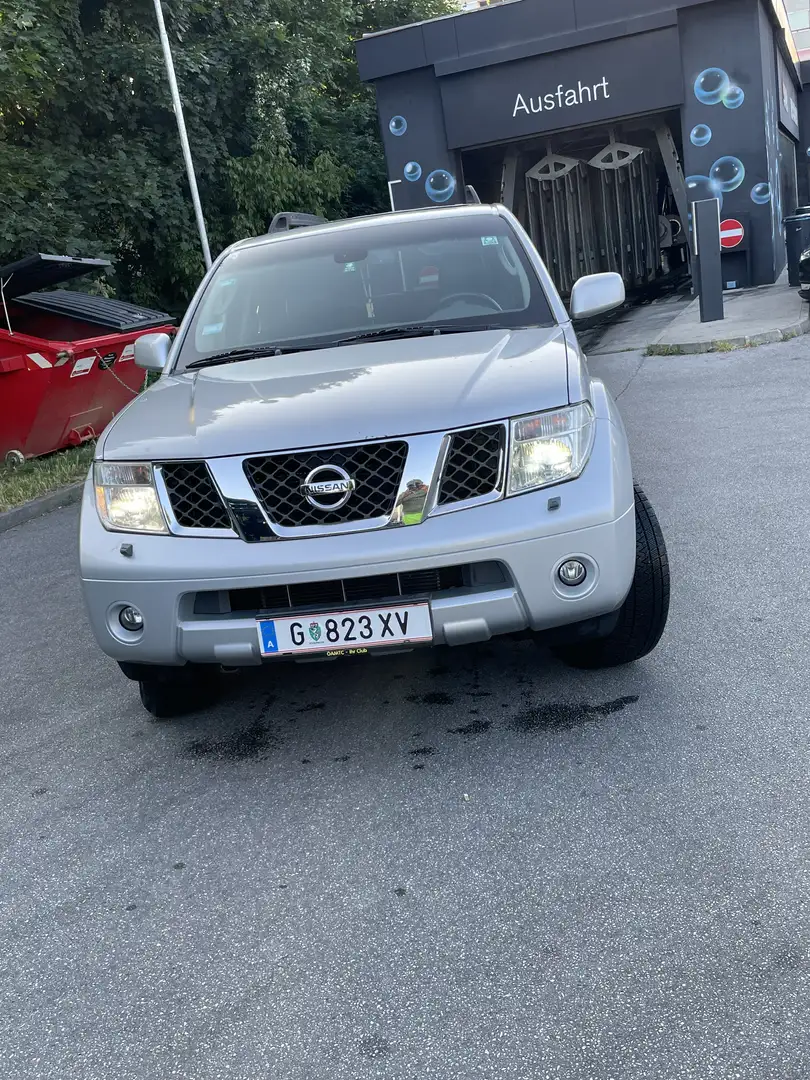Nissan Pathfinder 2.5 dCi Aut. Premium - 2