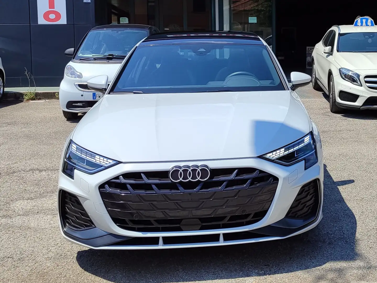 Audi A3 Sportback 35 tdi S line s-tronic NUOVO MODELLO Bianco - 1
