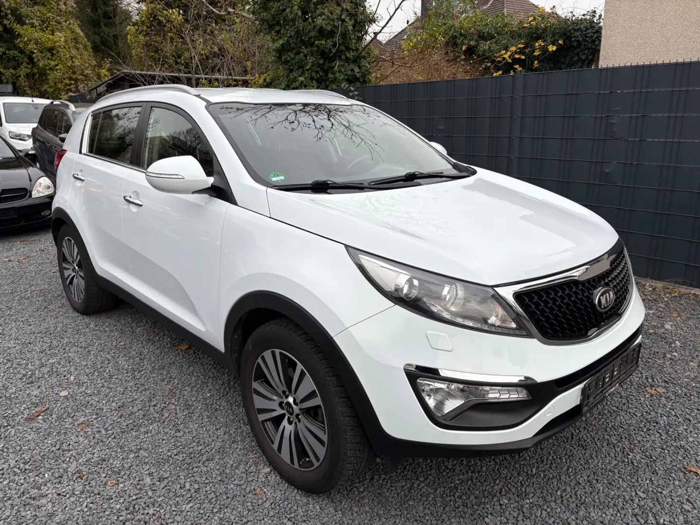 Kia Sportage Spirit /Navi,Kamera,Klima,Top Zustand Weiß - 1