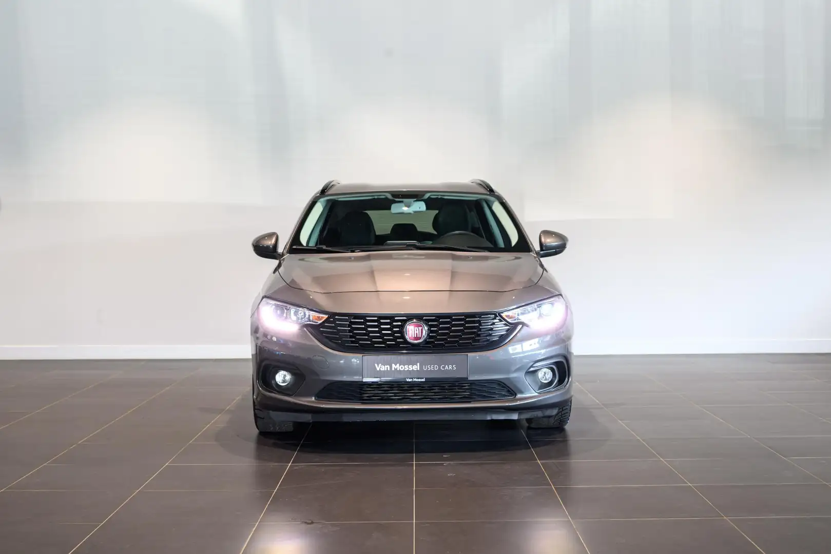 Fiat Tipo SW 1.4 Turbo 120ch/pk Lounge | Camera | Cruise con Grijs - 2