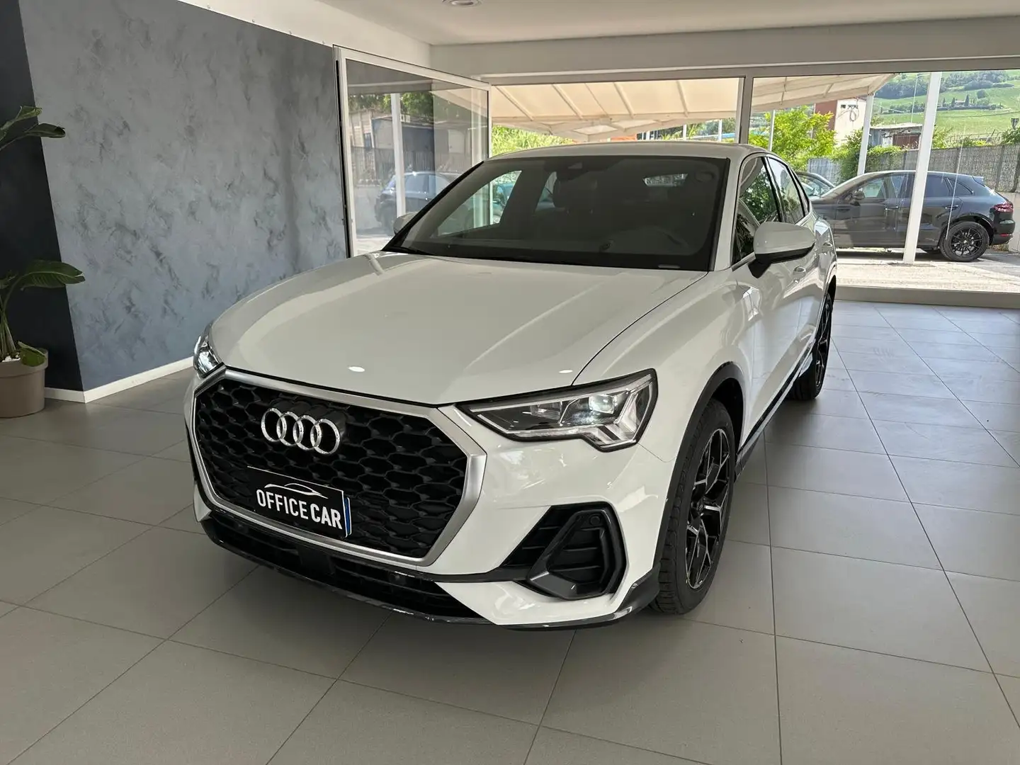 Audi Q3 Sportback 35 2.0 tdi S line edition s-tronic Bianco - 1