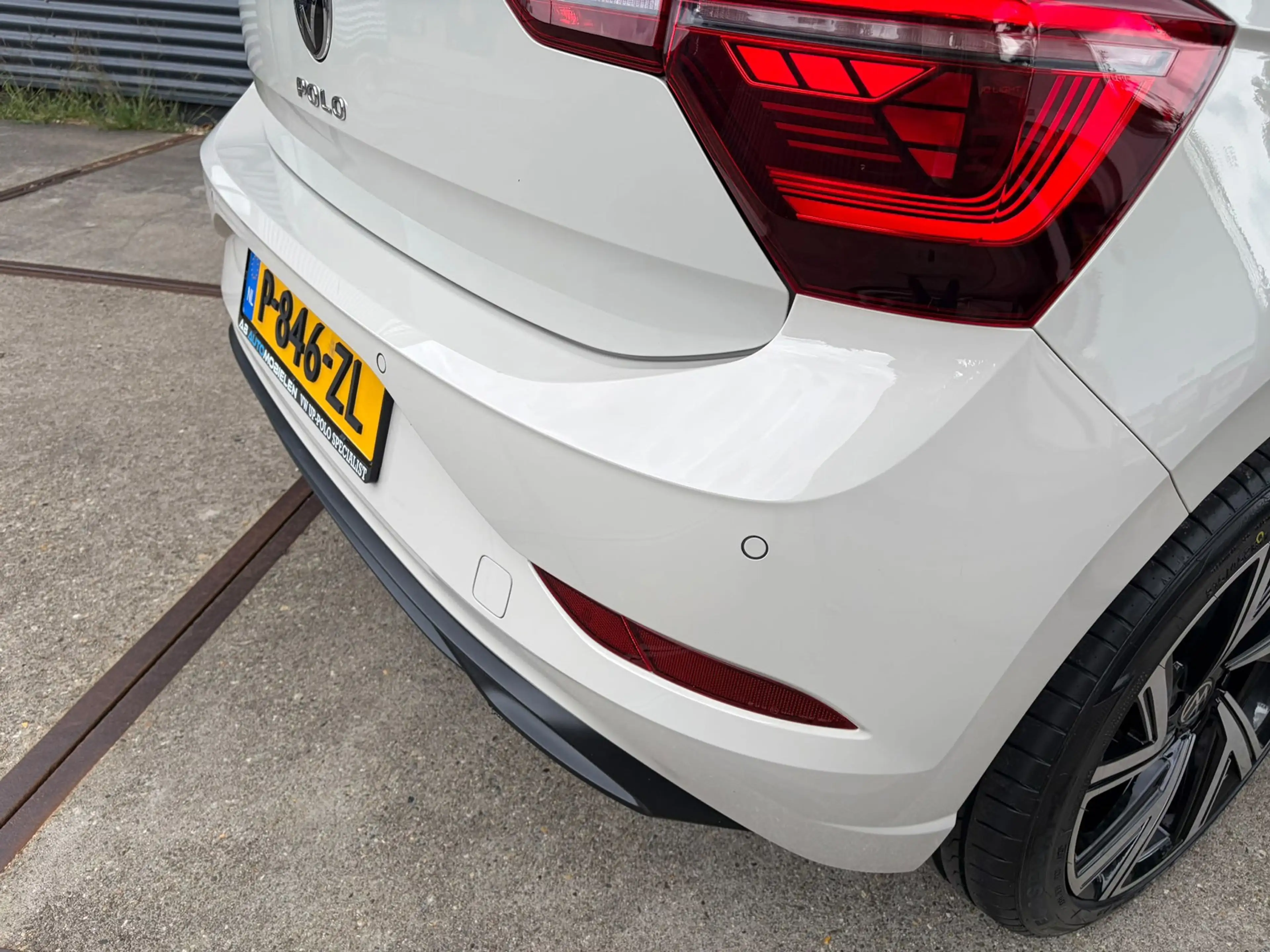 Volkswagen Polo 1.0 TSI Life ASCOT GREY / XENON LED — photo 6