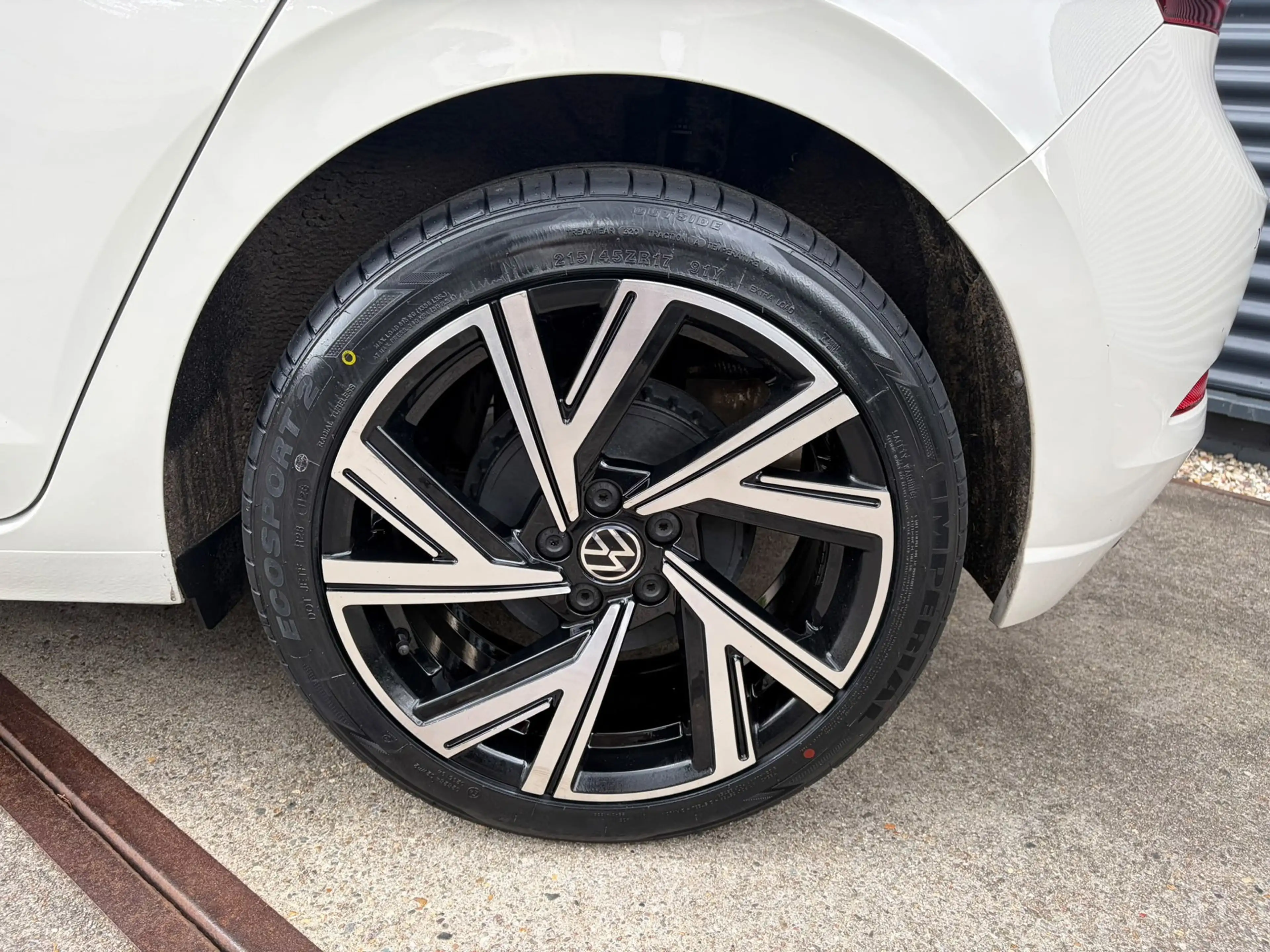 Volkswagen Polo 1.0 TSI Life ASCOT GREY / XENON LED — photo 7