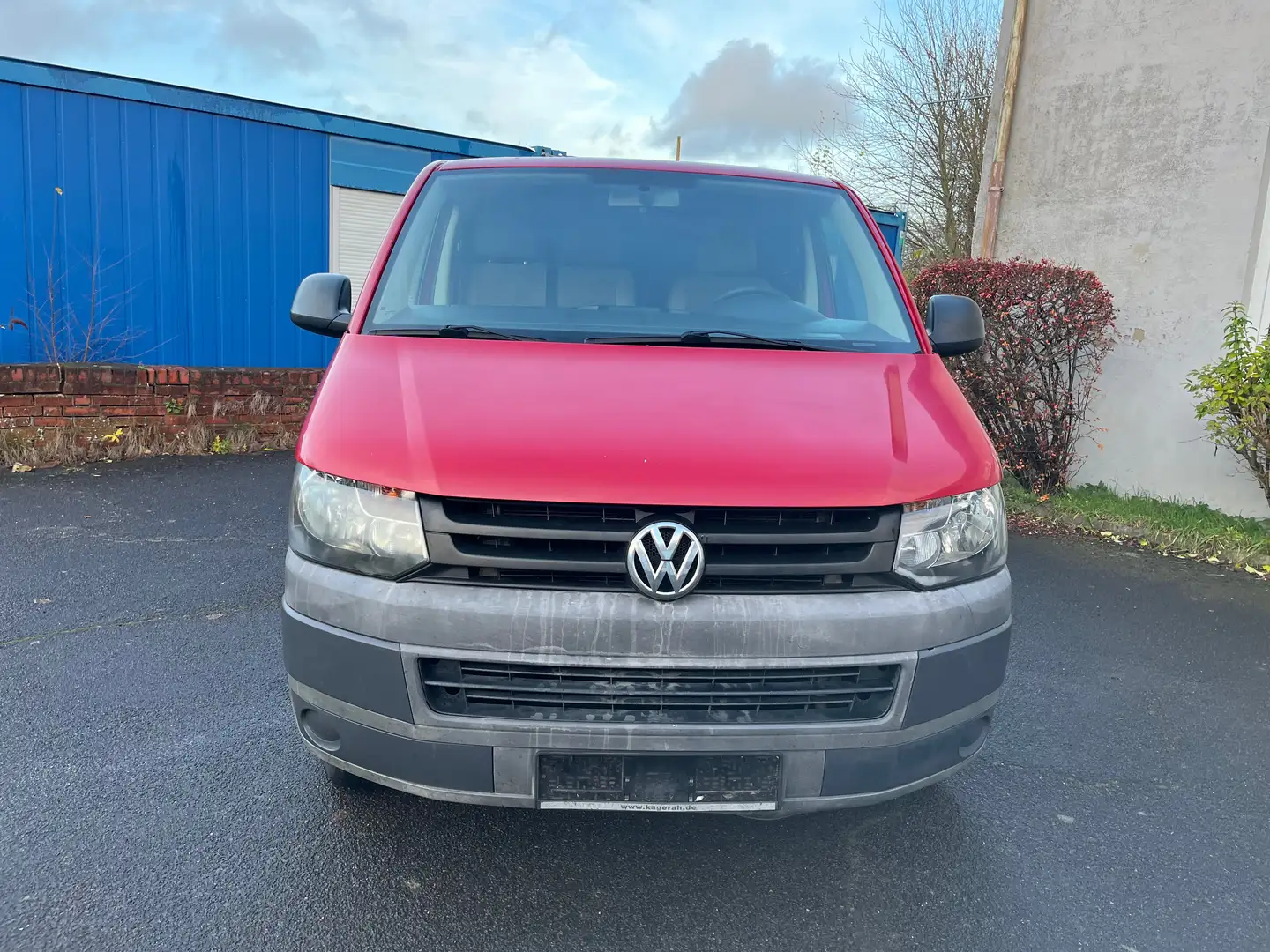 Volkswagen T5 Transporter Kasten Rot - 2