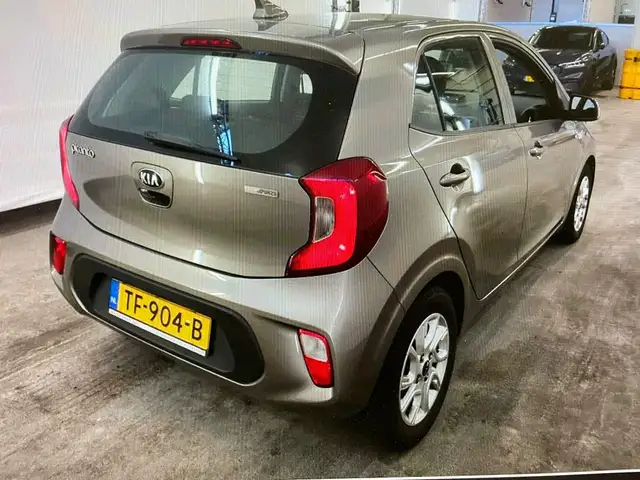 Kia Picanto view 6