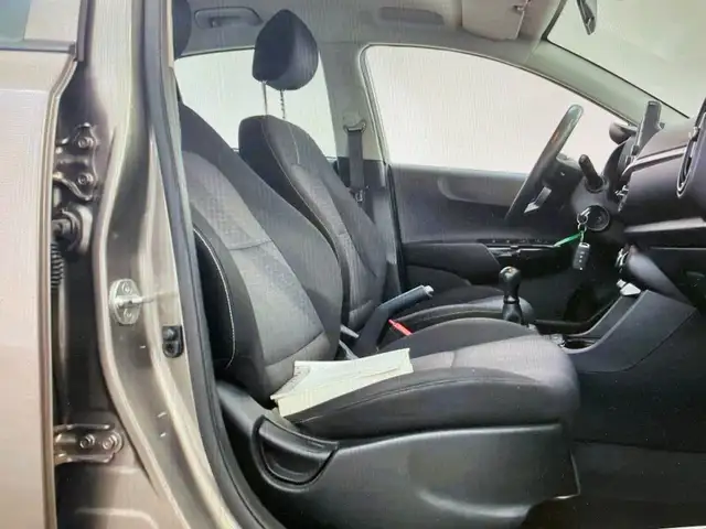 Kia Picanto view 5