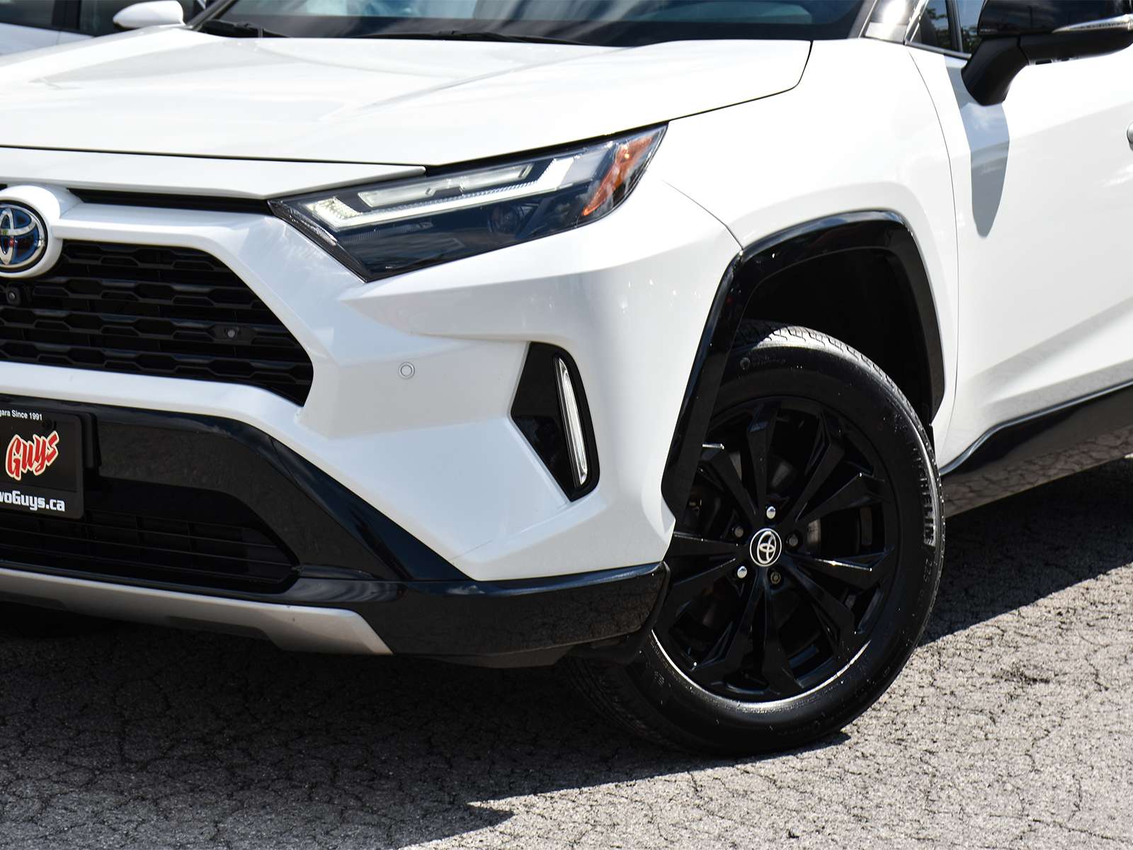 2023 Toyota RAV4 Hybrid XSE Hybrid AWD Sunroof Back Up Camera photo 2