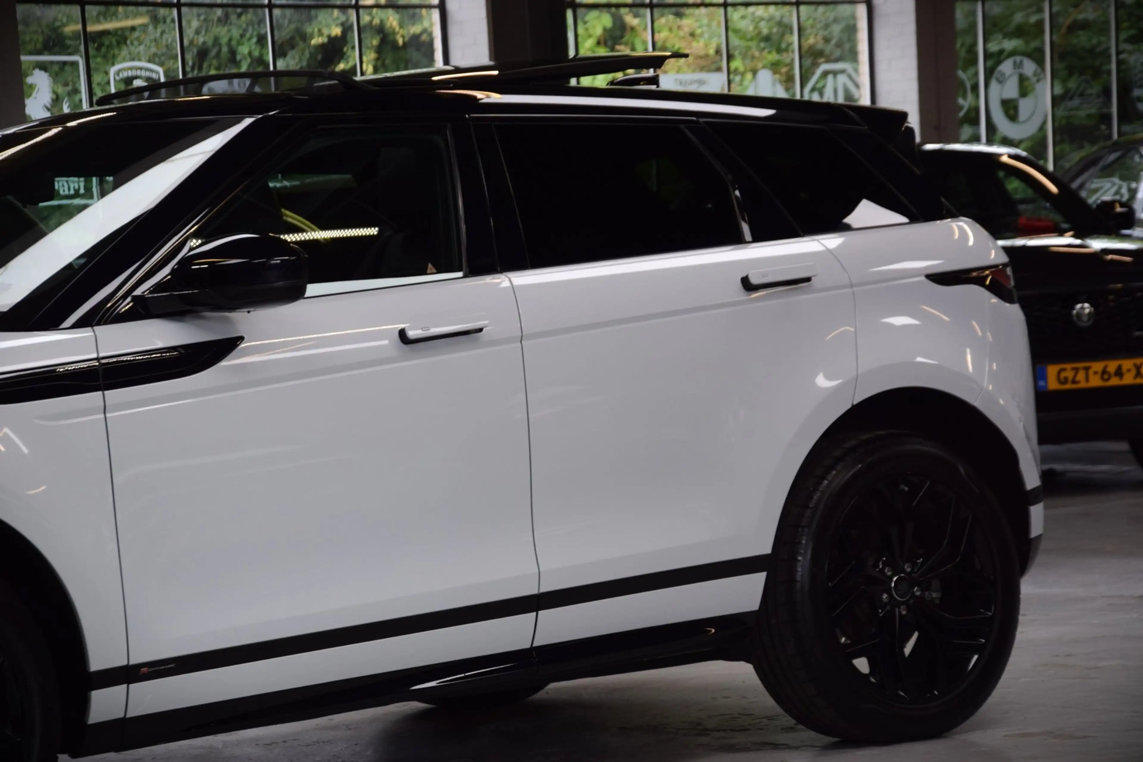 Land Rover Range Rover Evoque 2.0 P200 AWD R-Dynamic Navi|Panoramadak|Leder|Head — photo 5