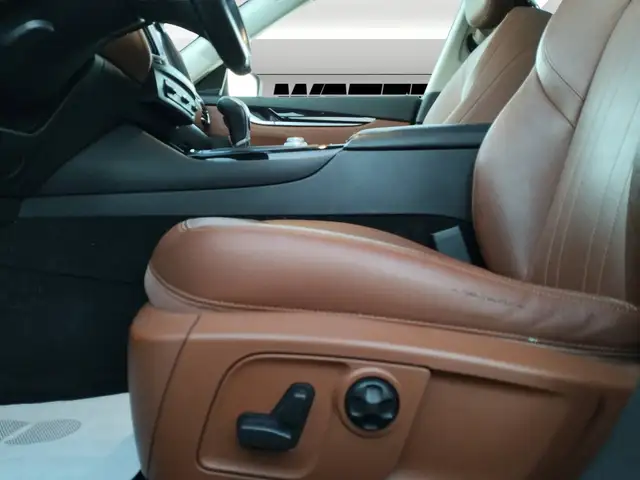 Maserati Levante view 11