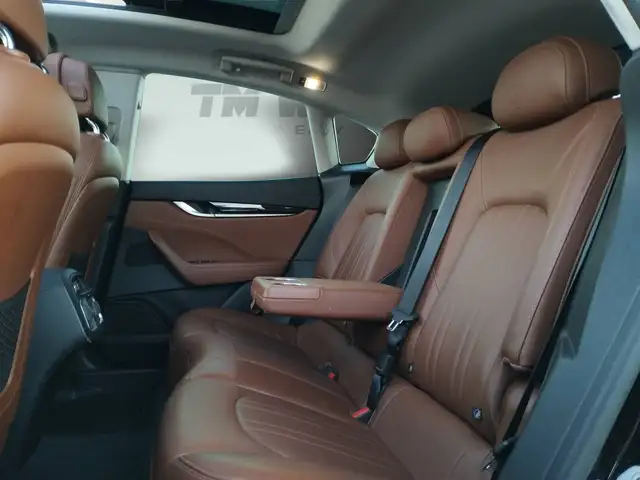 Maserati Levante view 13