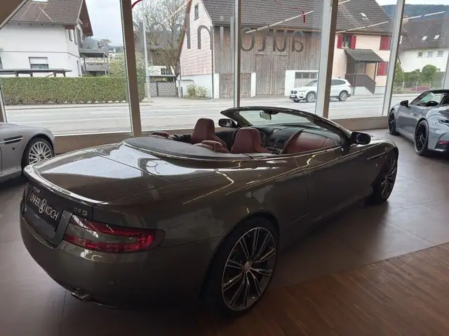 Aston Martin DB9 DB9 Ansicht 16