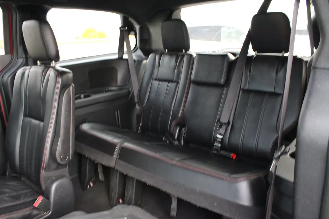 Dodge Grand Caravan снимка Dodge Grand Caravan