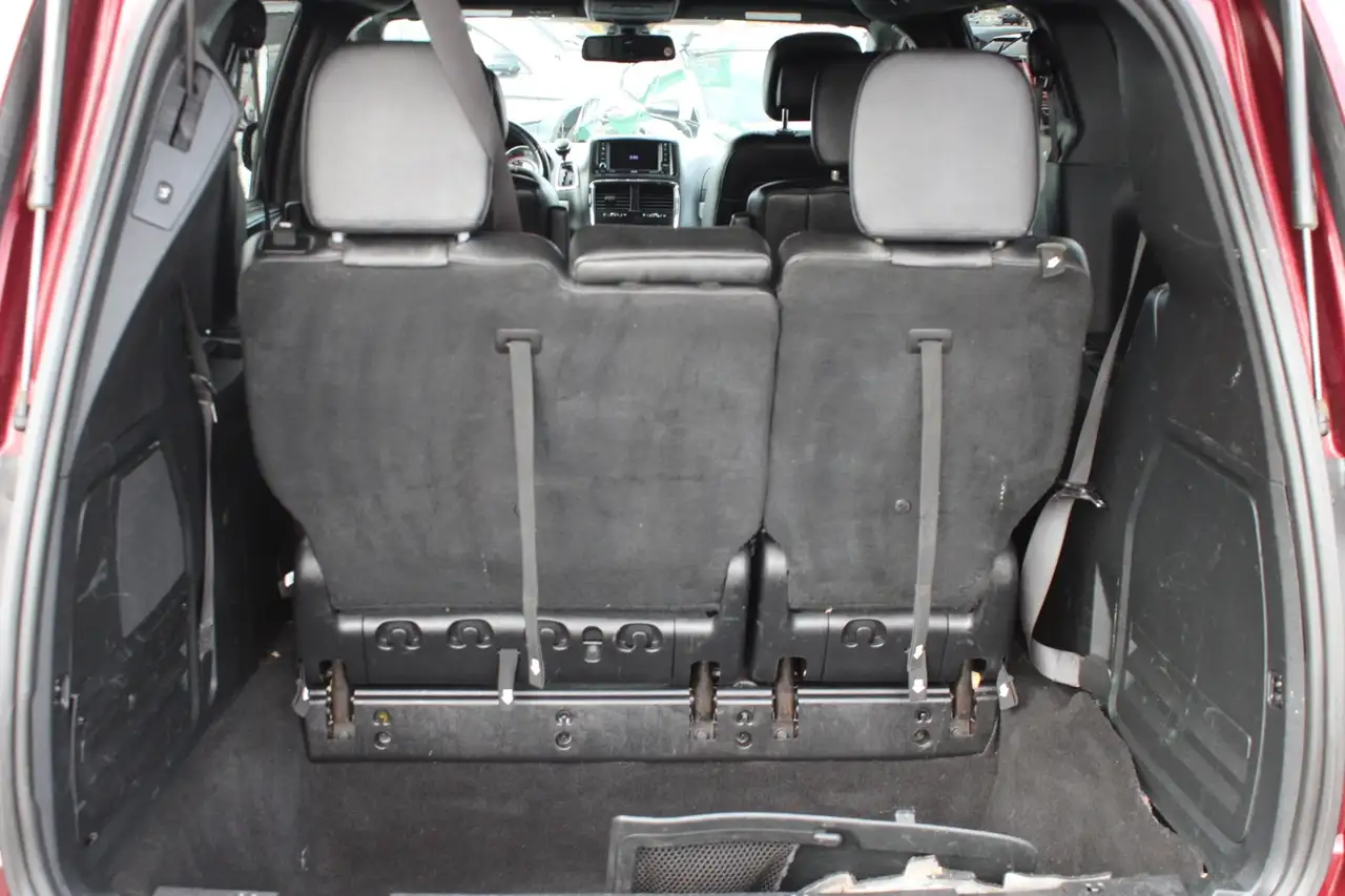 Dodge Grand Caravan снимка Dodge Grand Caravan