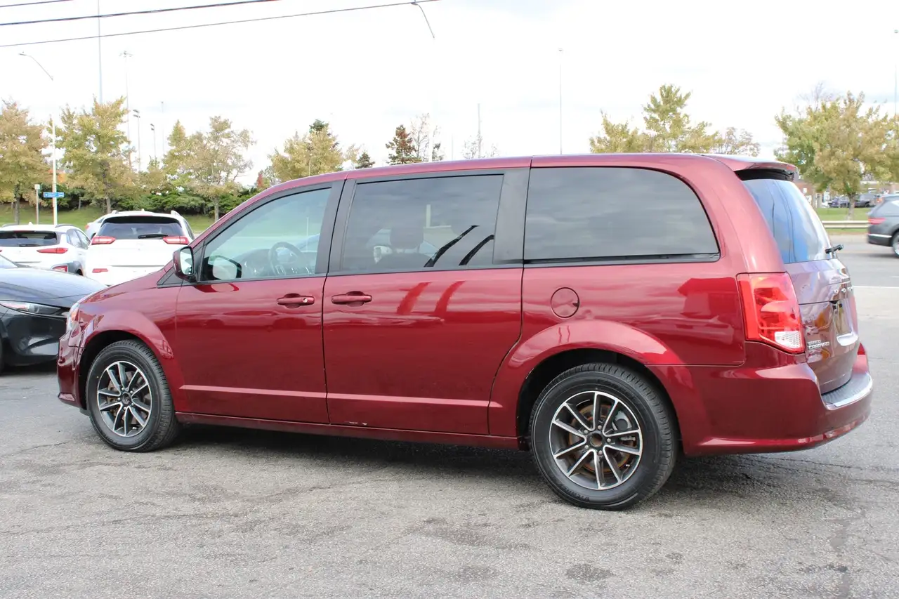 Dodge Grand Caravan снимка Dodge Grand Caravan