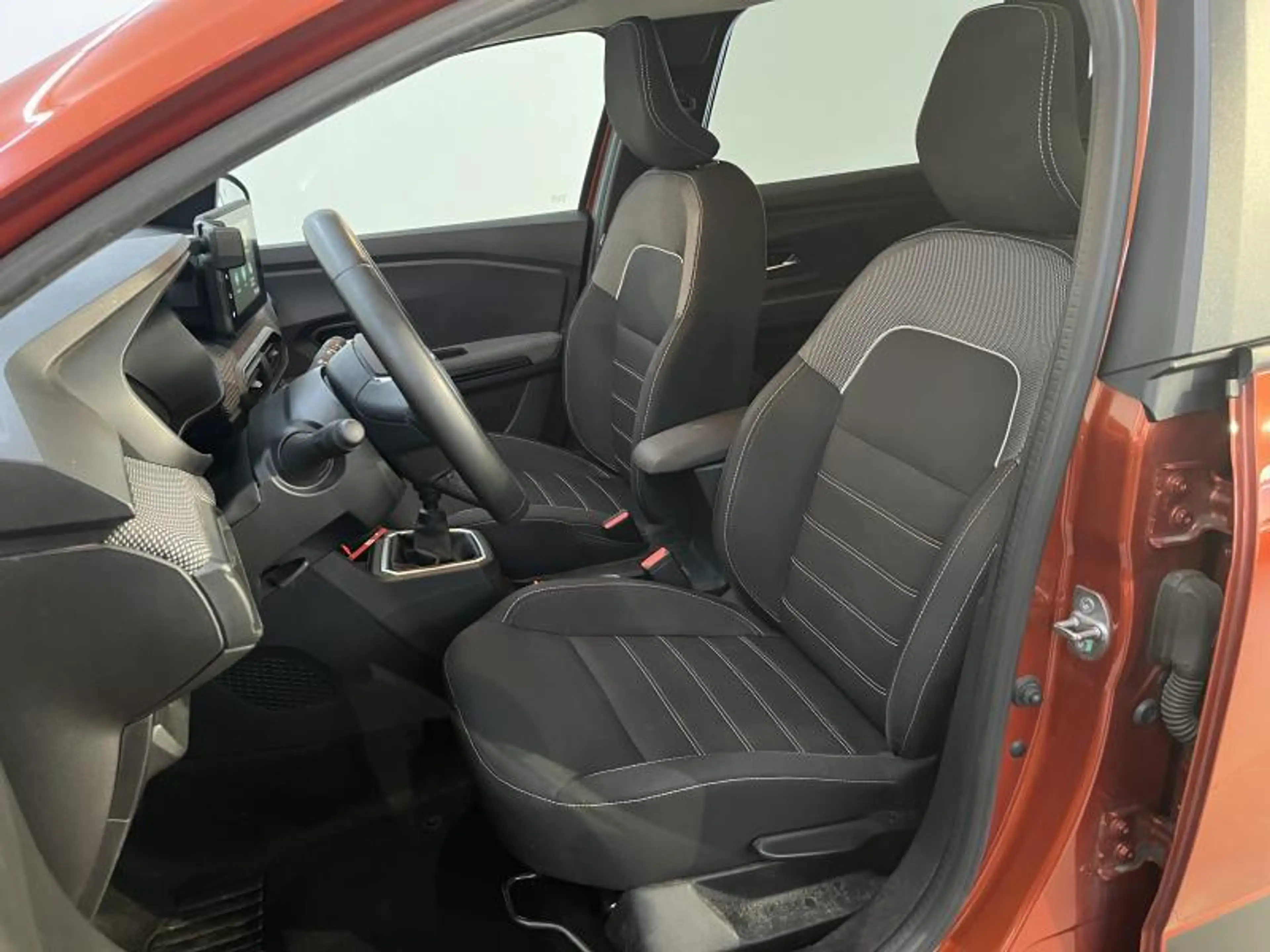 Dacia Jogger Extreme — photo 12