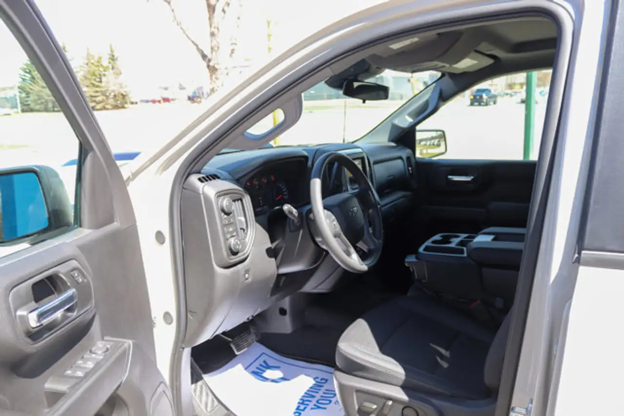 Chevrolet Silverado 1500 снимка Chevrolet Silverado 1500