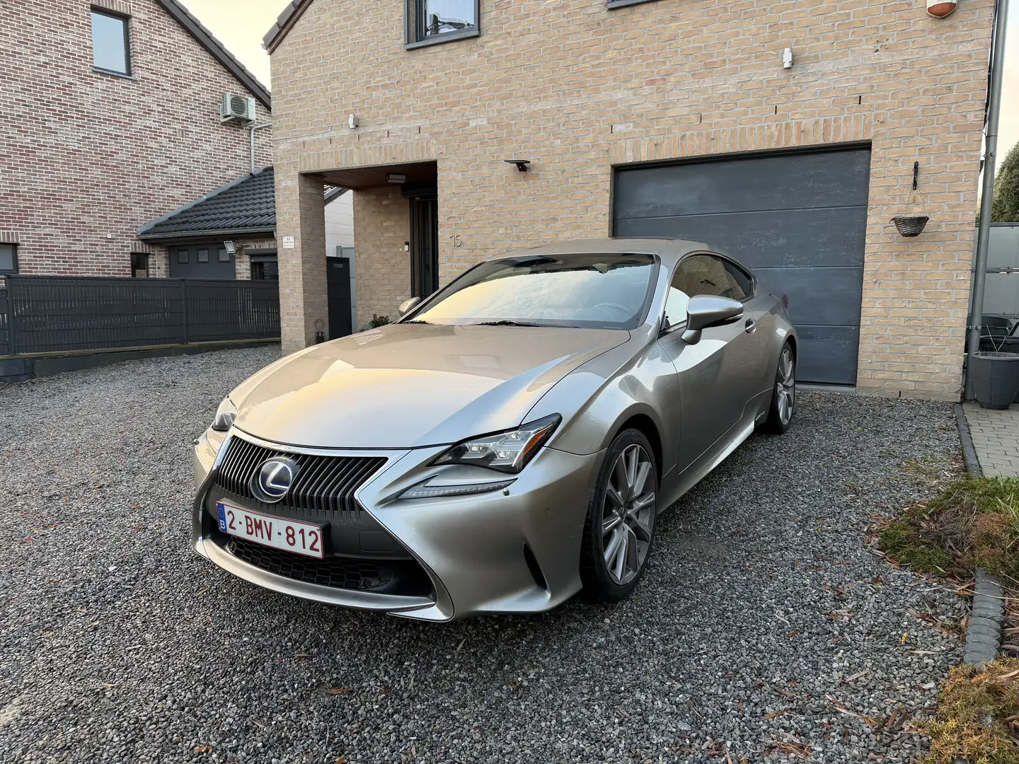Lexus RC 300h 2.5i full option - 1
