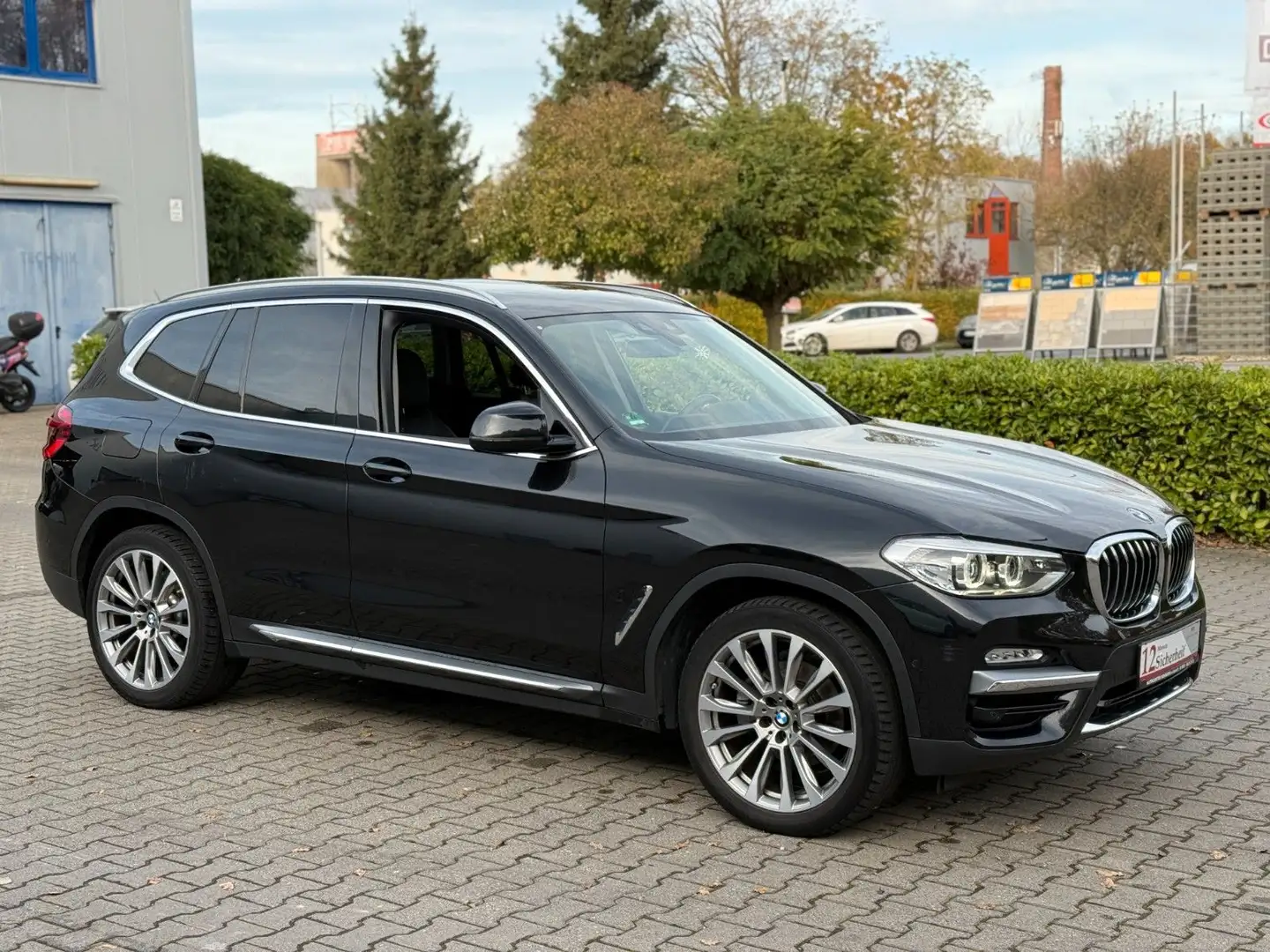 BMW X3 xDrive 20 d Luxury Line Auto. *Garantie *AWD. Schwarz - 1